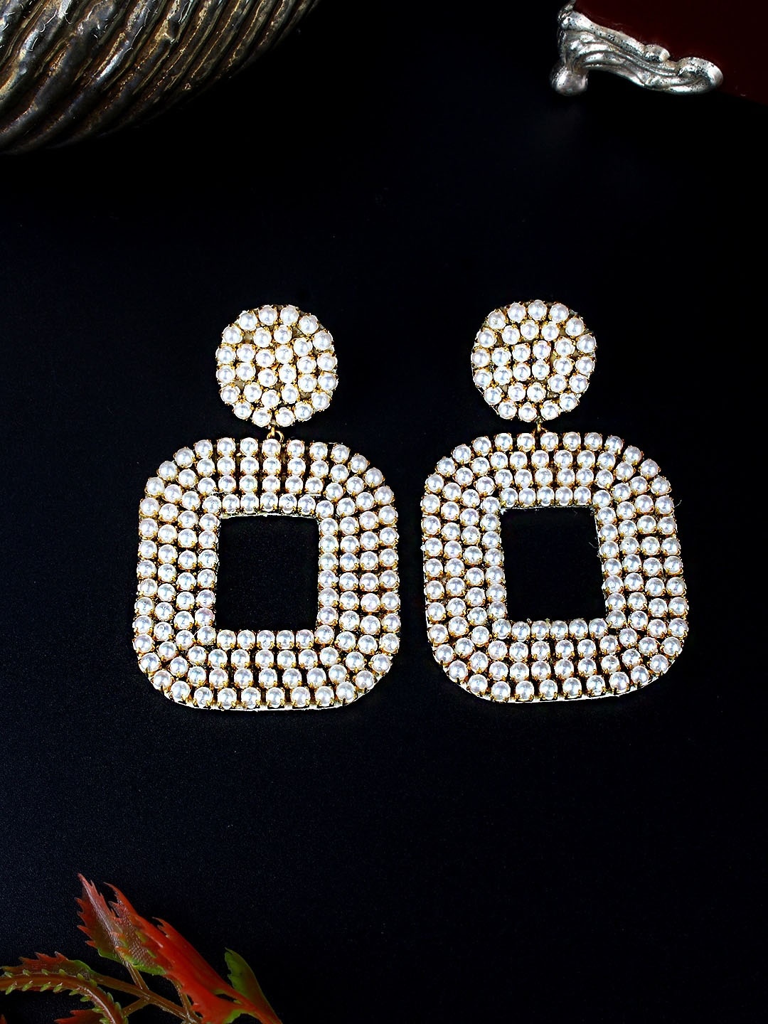 

DressBerry Gold-Toned Gold-Plated Rhinestone Geometric Shaped Drop Earrings
