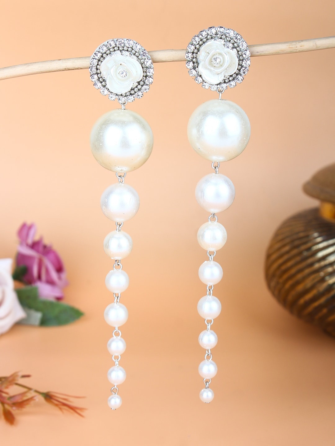 

DressBerry Silver-Toned Silver-Plated Rhinestone Contemporary Drop Earrings