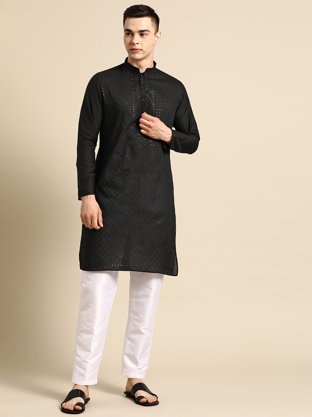 

Sayisha Men Embroidered Sequinned Pure Cotton Kurta with Pyjamas, Black