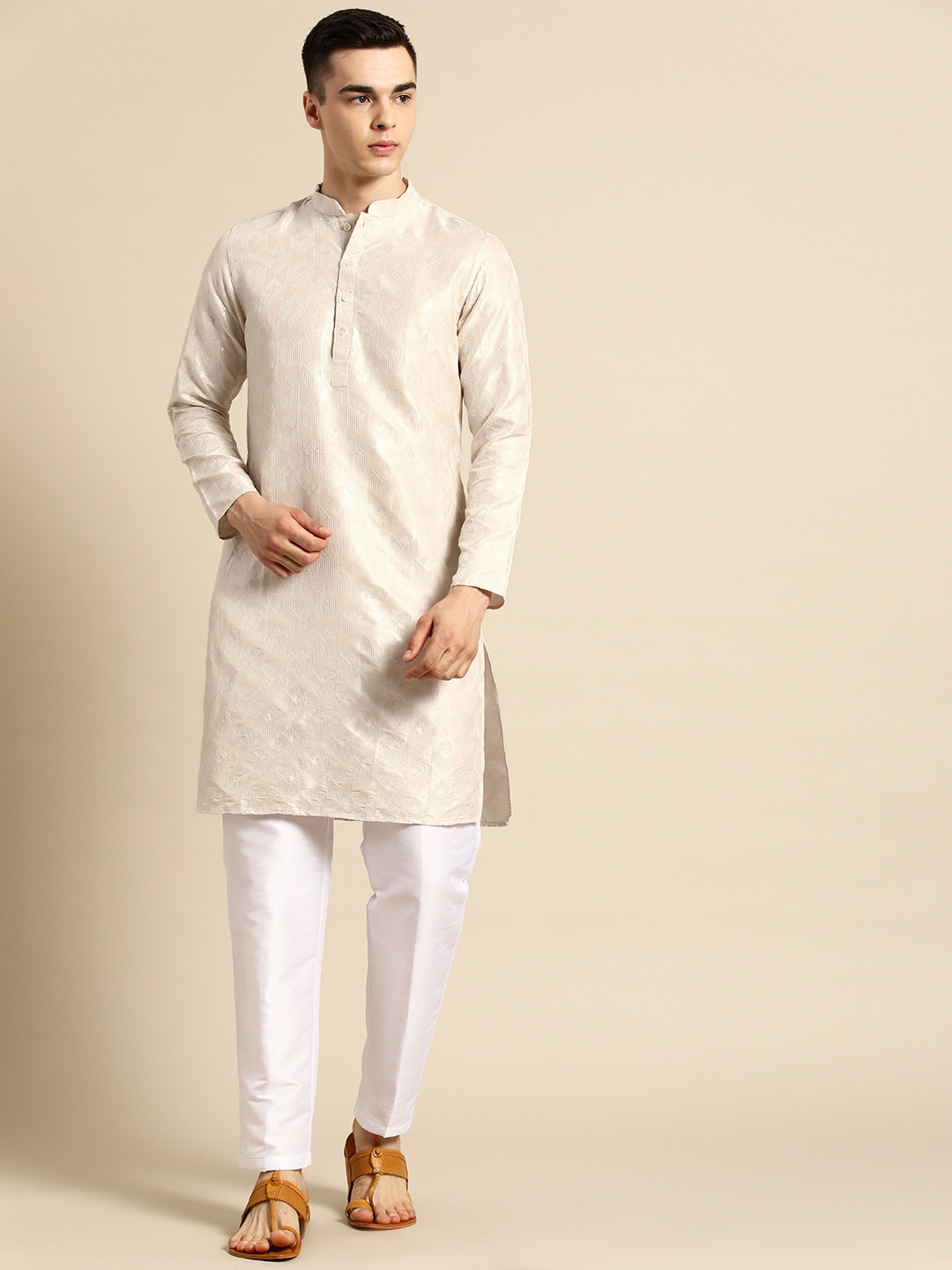 

Sayisha Men Embroidered Sequinned Pure Silk Kurta with Pyjamas, Off white