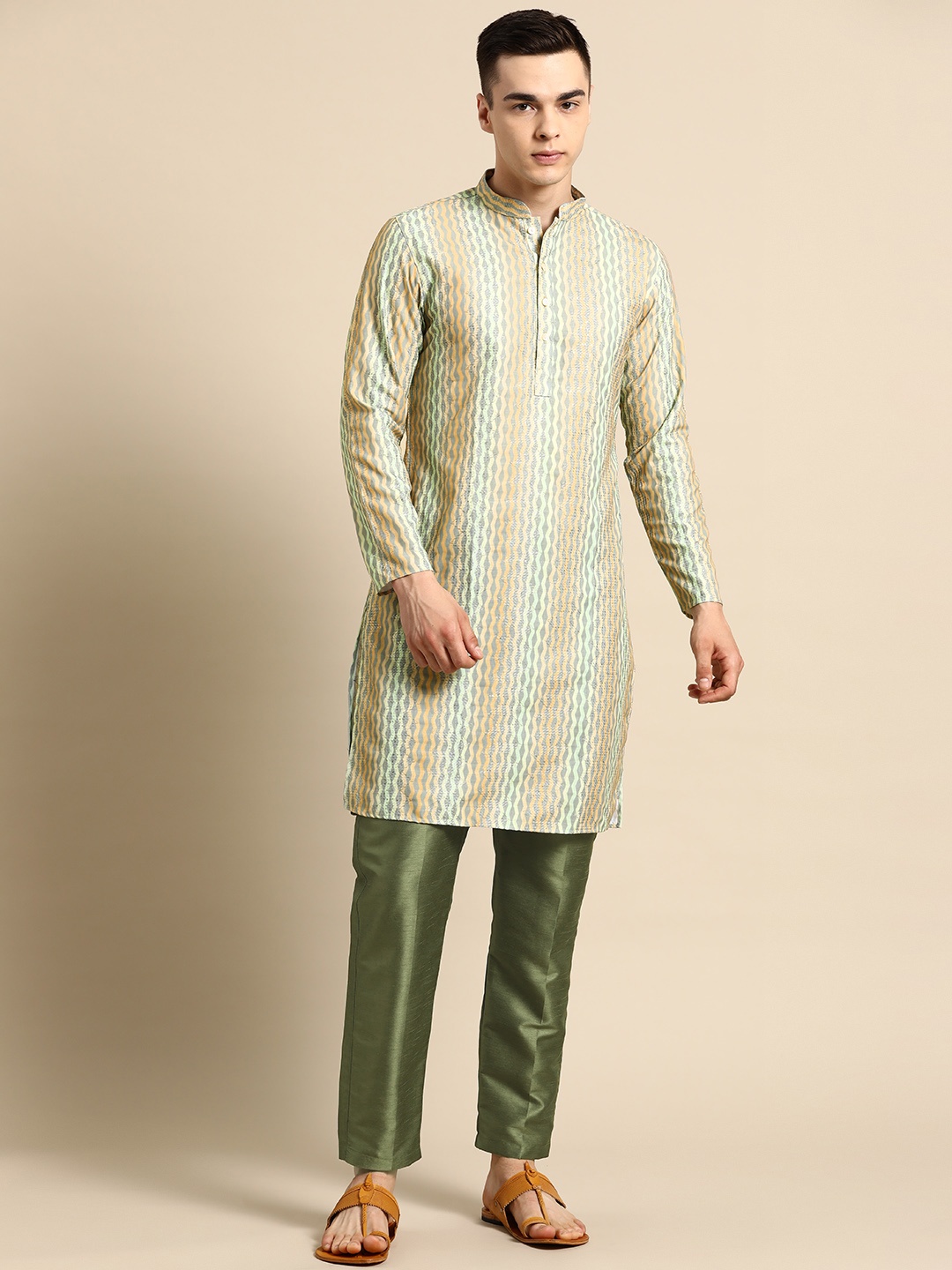 

Sayisha Men Embroidered Thread Work Pure Cotton Kurta with Pyjamas, Multi