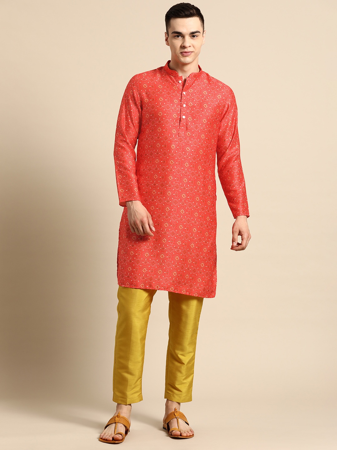 

Sayisha Men Ethnic Motifs Printed Pure Silk Kurta with Pyjamas, Red