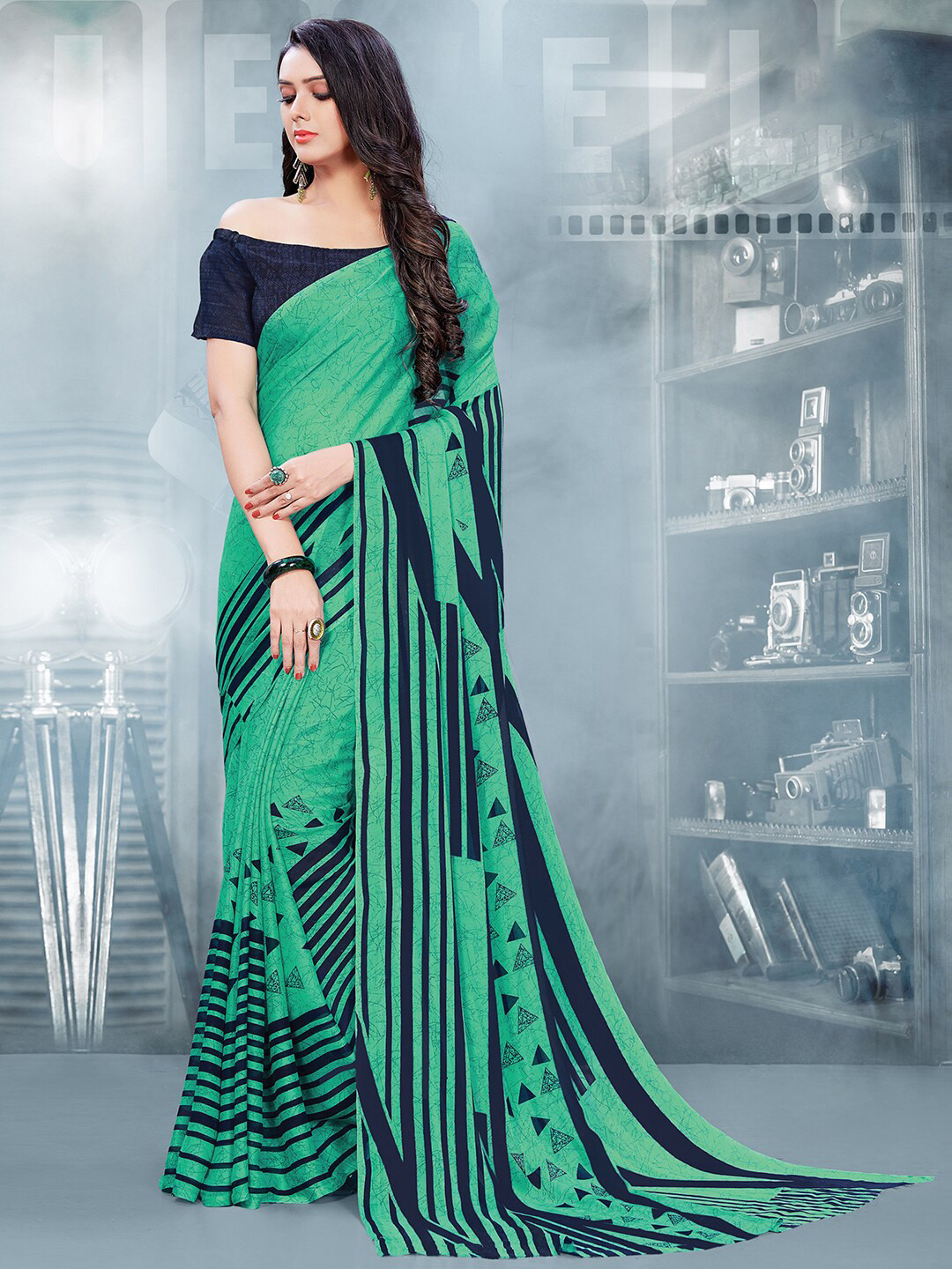 

Shaily Abstract Printed Saree, Blue