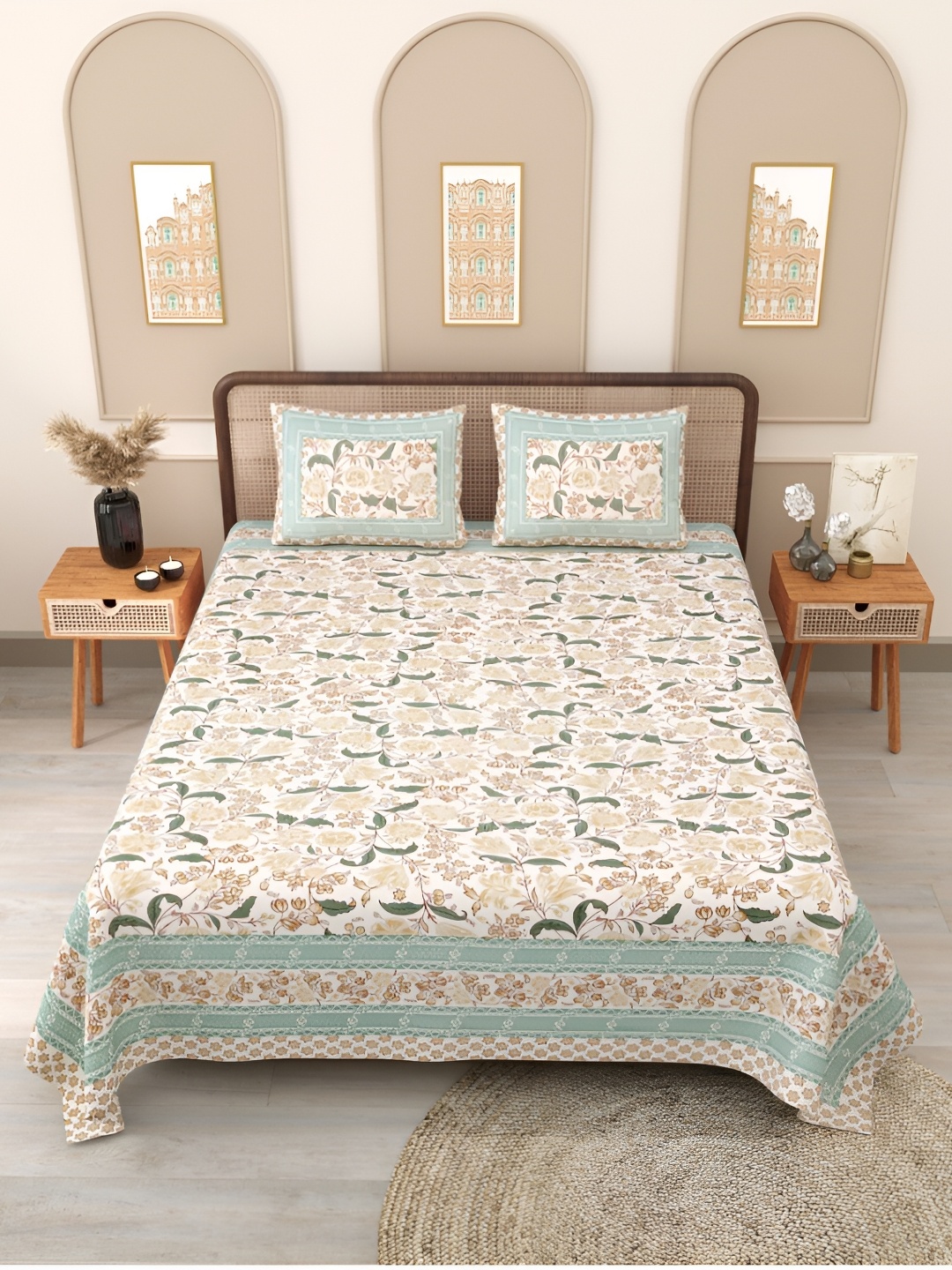 

Block Print Story White Ethnic Motifs 210 TC Cotton Queen Bedsheet with 2 Pillow Covers, Brown