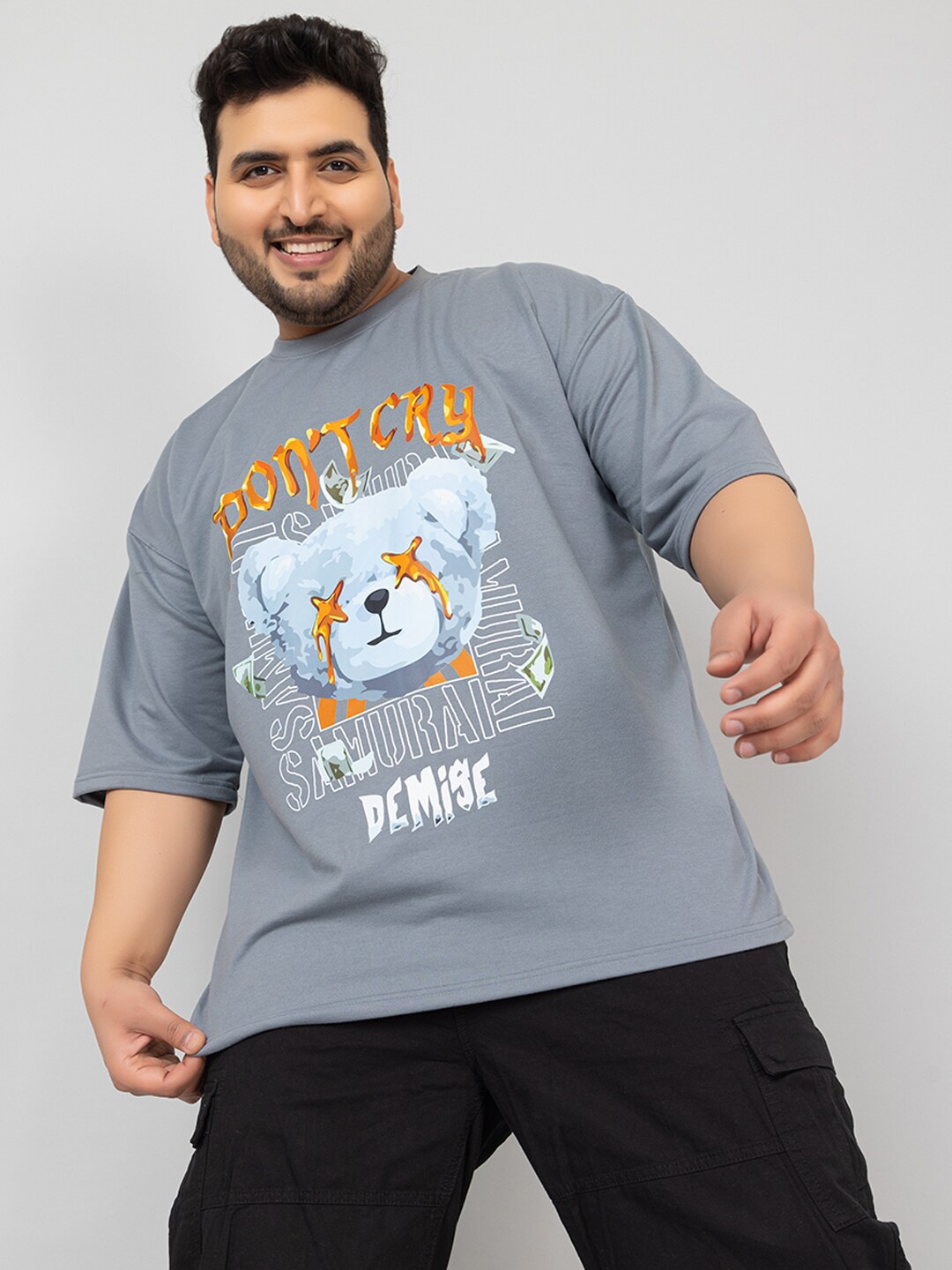 

CHKOKKO Plus Size Typography Printed Drop-Shoulder Sleeves Oversized T-shirt, Grey