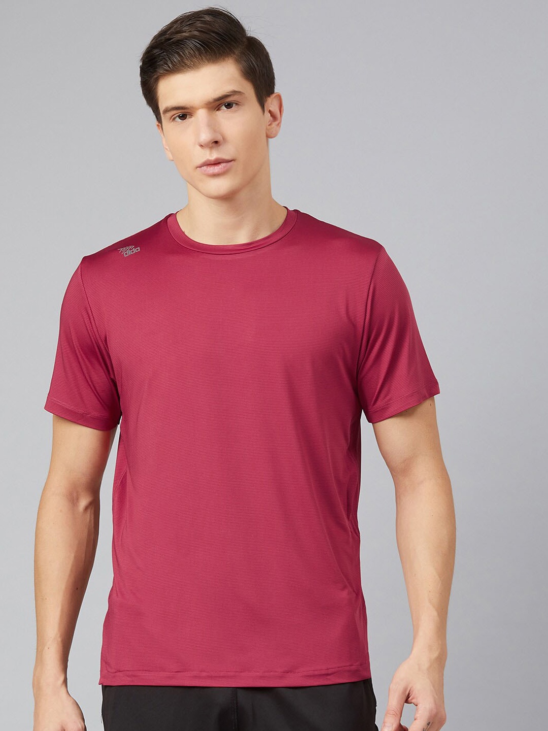 

DIDA Round Neck Dri-FIT T-shirt, Maroon
