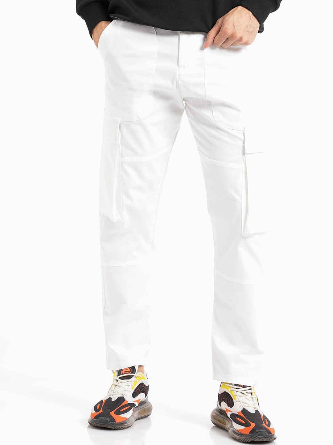 

Banana Club Men Mid-Rise Cotton Slim-Fit Cargo Trousers, White