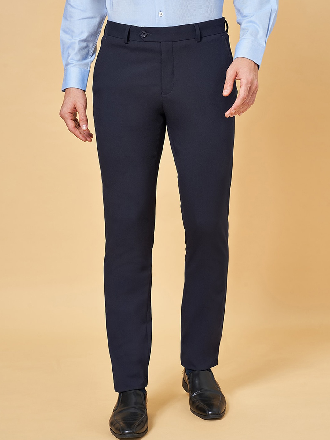 

Peregrine by Pantaloons Men Slim Fit Low-Rise Formal Trousers, Navy blue