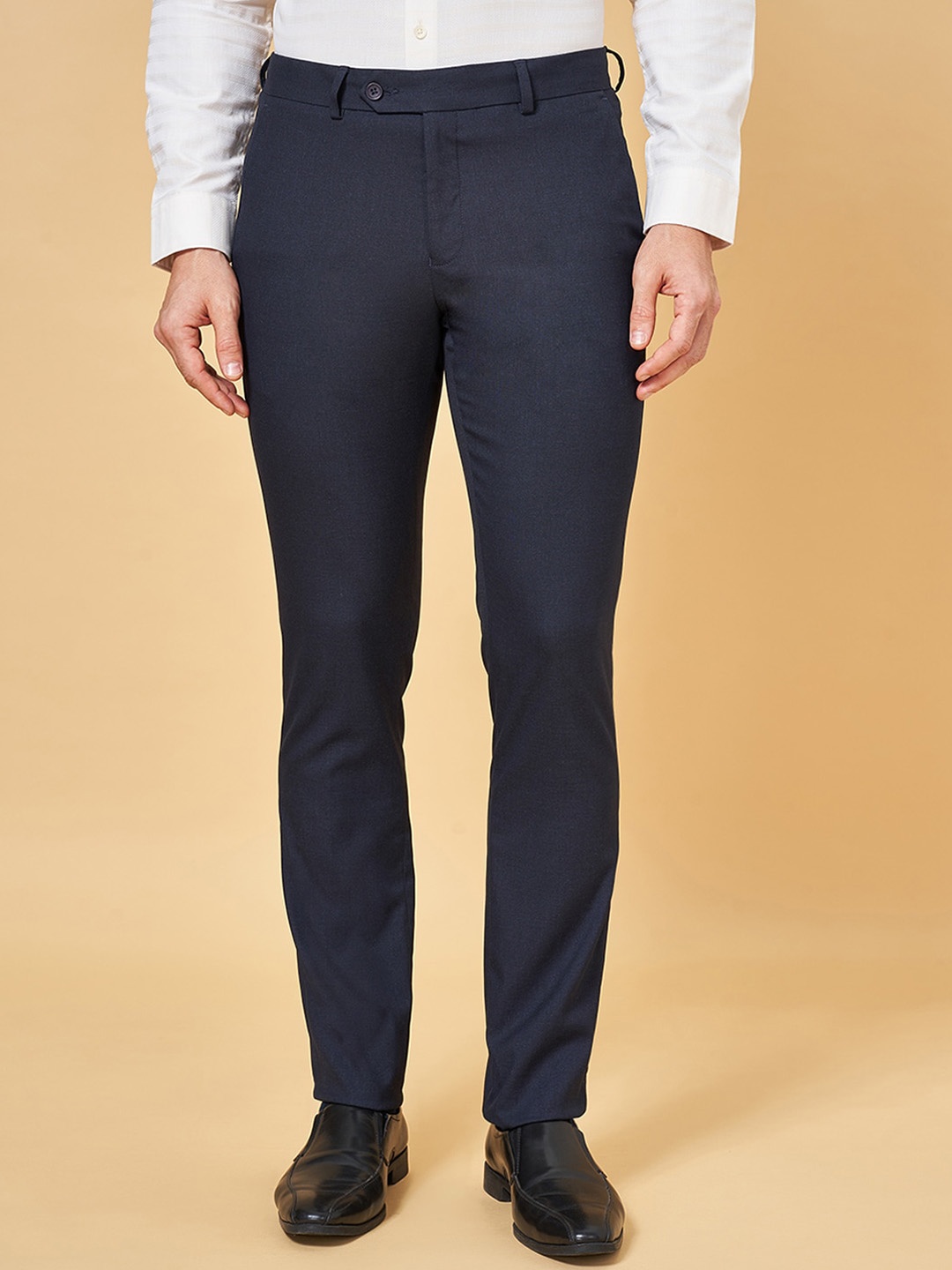 

Peregrine by Pantaloons Men Slim Fit Low-Rise Formal Trousers, Navy blue