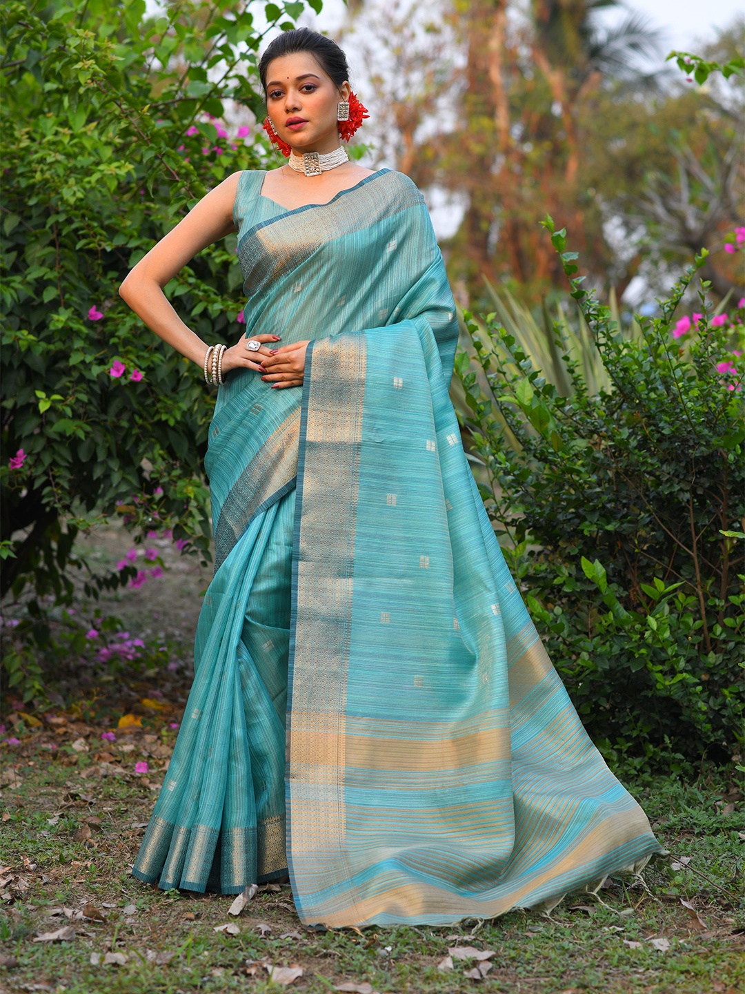 

Kandora Ethnic Motifs Woven Design Zari Detailed Pure Silk Saree, Blue