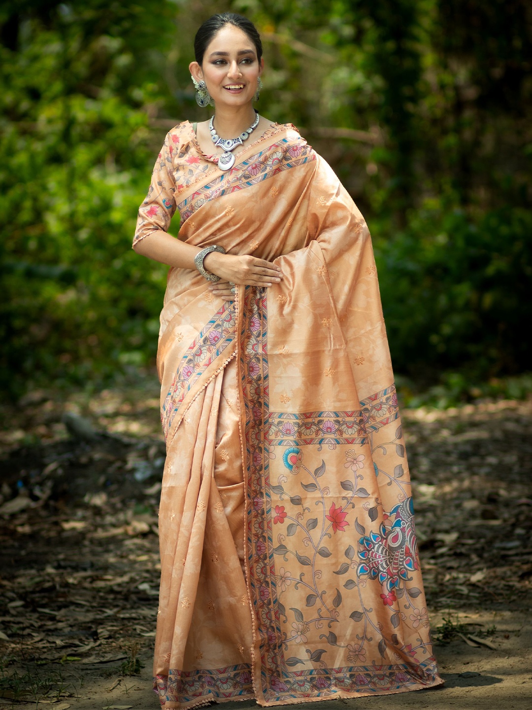 

Kandora Ethnic Motifs Embroidered Pure Silk Tussar Saree, Orange