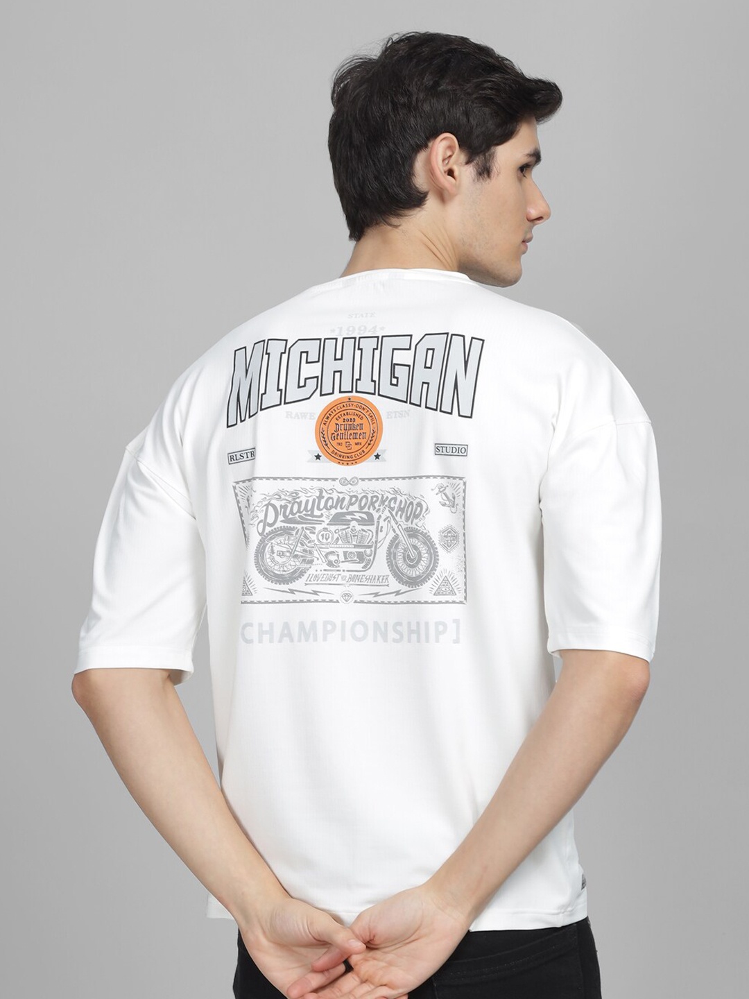 

Parcel Yard Oversized Typography Printed T-shirt, White