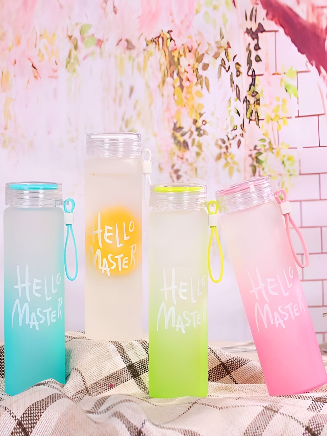 

WELOUR Pink & Blue 4 Pieces Typography Glass Water Bottle 500 ml Each