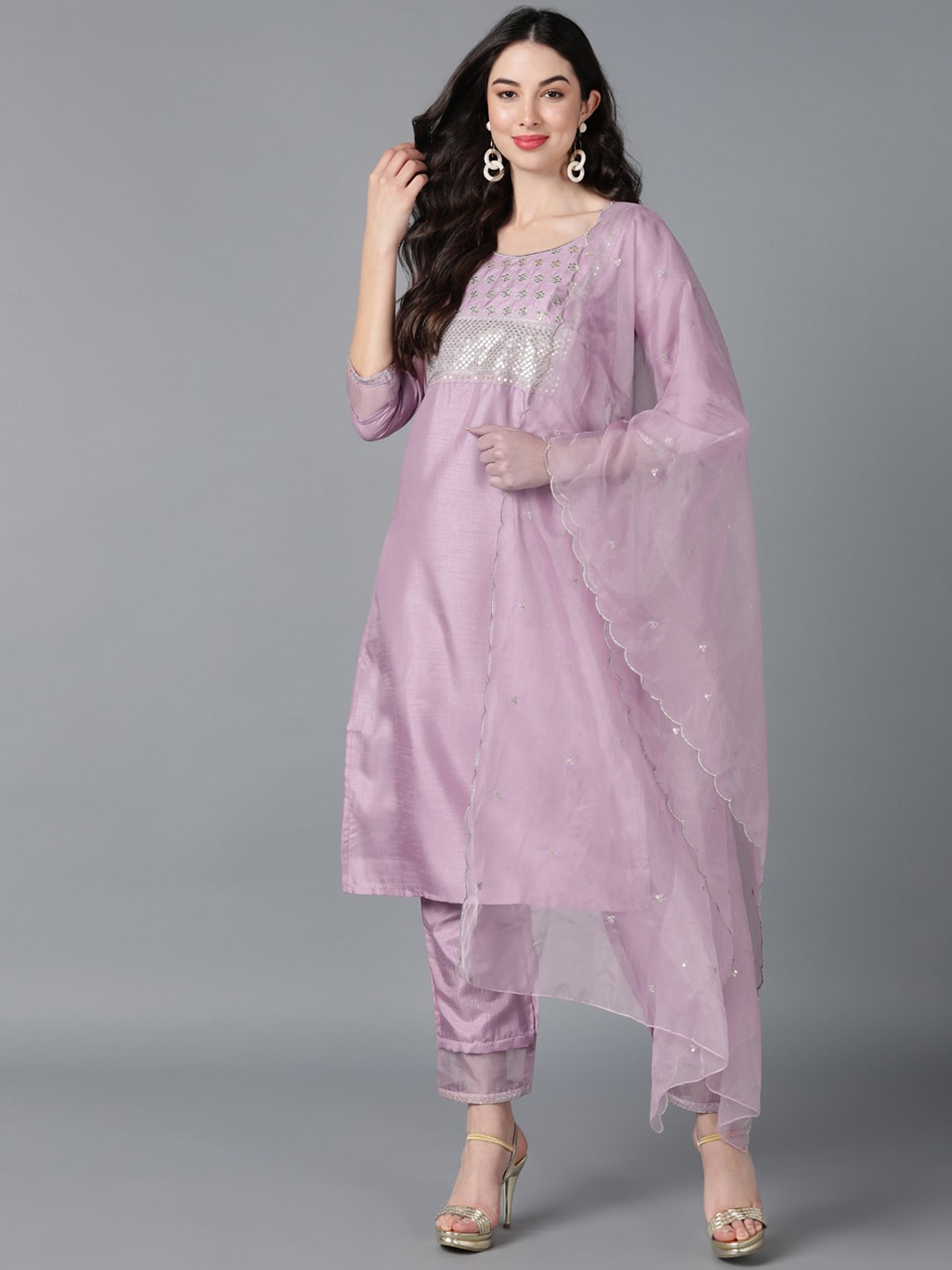 

AHIKA Lavender Ethnic Motifs Yoke Design Regular Sequinned Kurta With Trousers & Dupatta