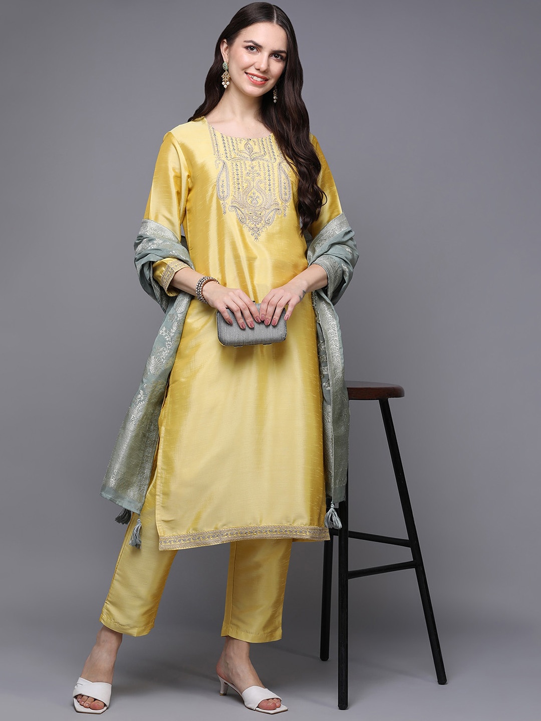 

AHIKA Yellow Ethnic Motifs Yoke Design Straight Kurta with Trousers & Dupatta