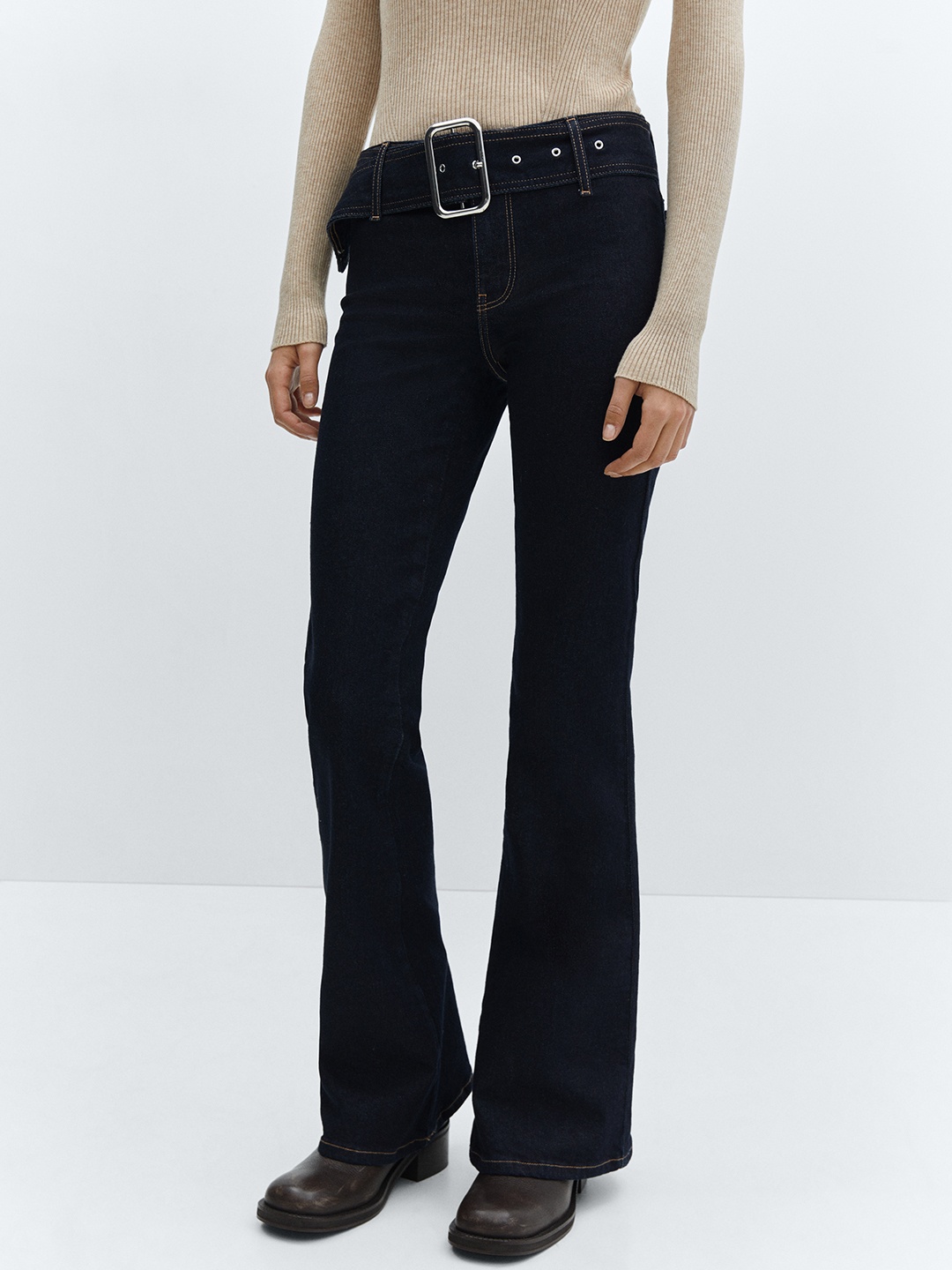 

MANGO Women Bootcut Stretchable Jeans, Navy blue