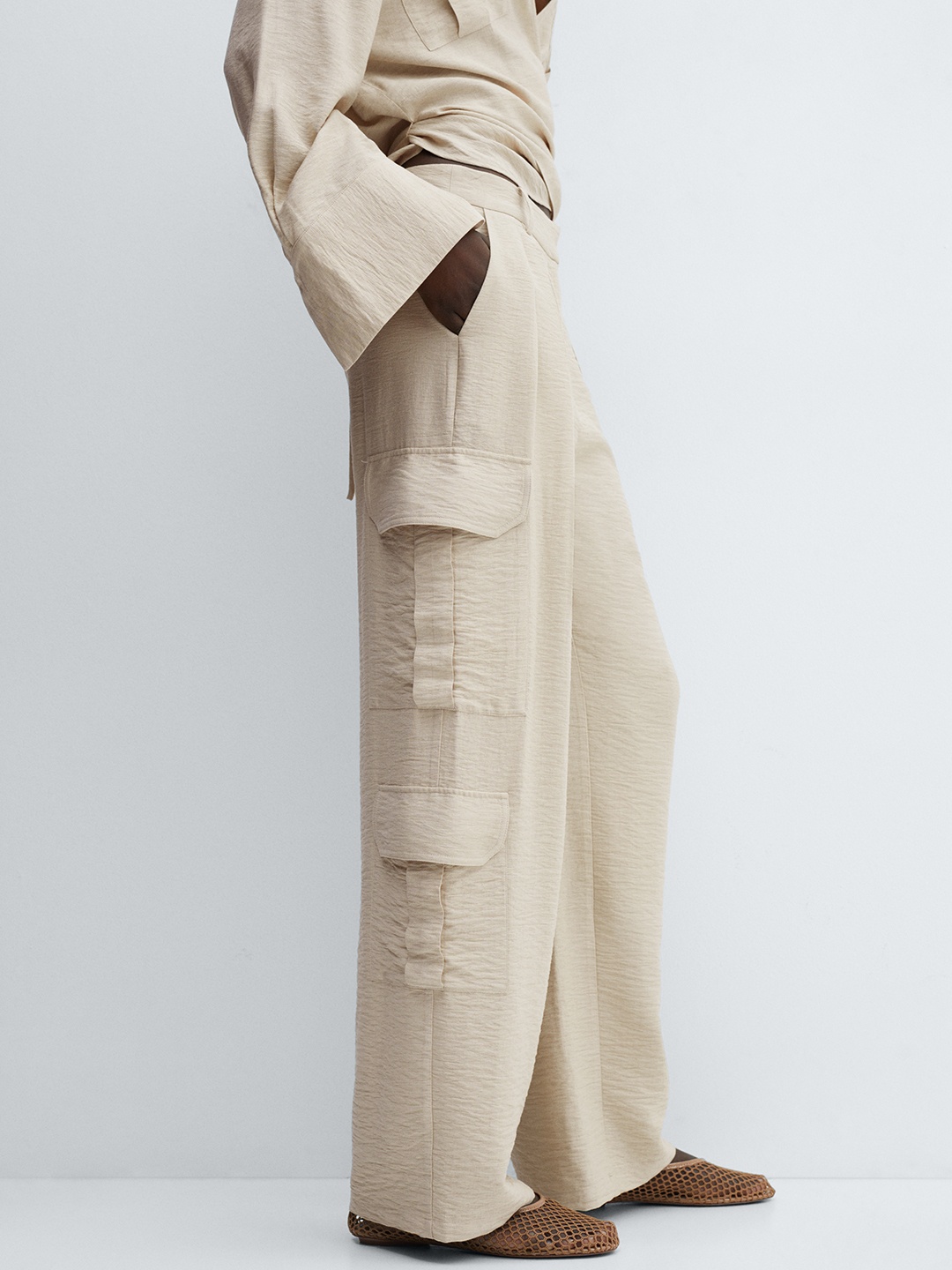 

MANGO Women Pleated Cargos, Beige