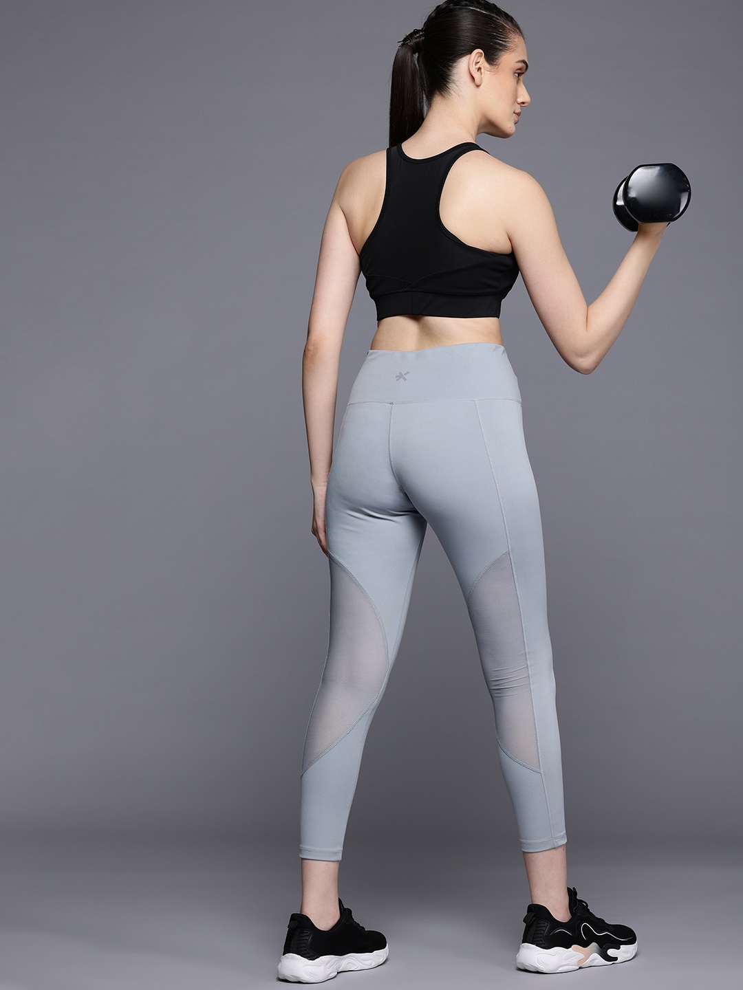 

HRX by Hrithik Roshan Women Solid Running Cut and Sew Leggings, Grey