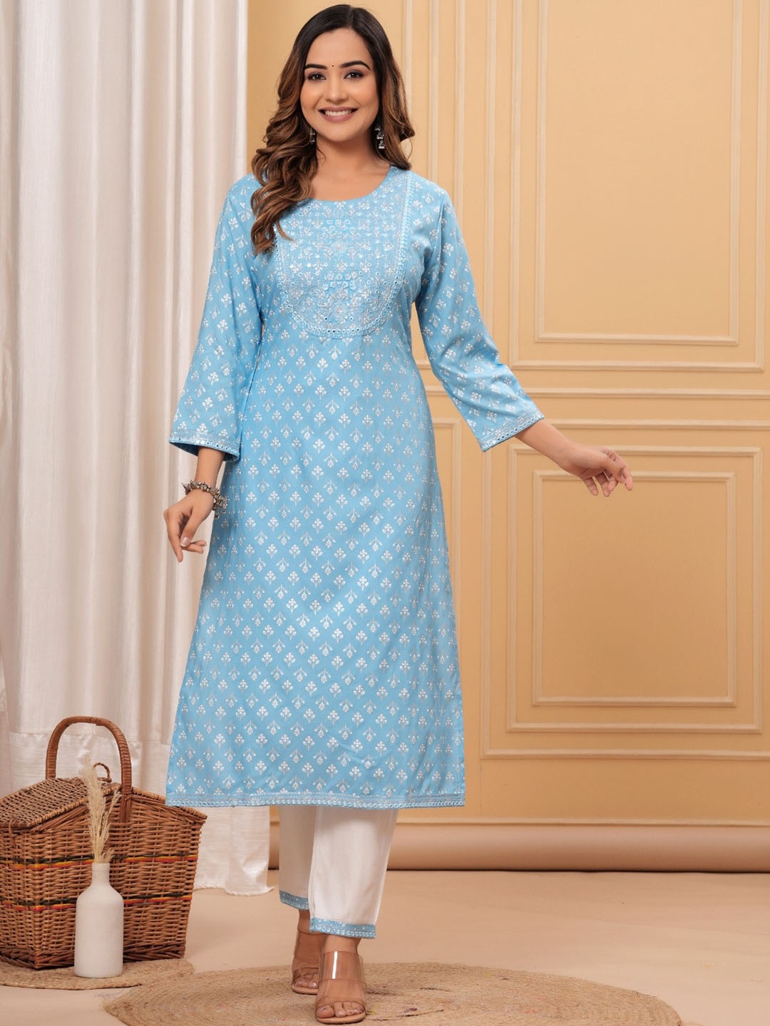 

DHROOV TARA Ethnic Motifs Printed Empire Thread Work Straight Kurta with Trousers, Blue