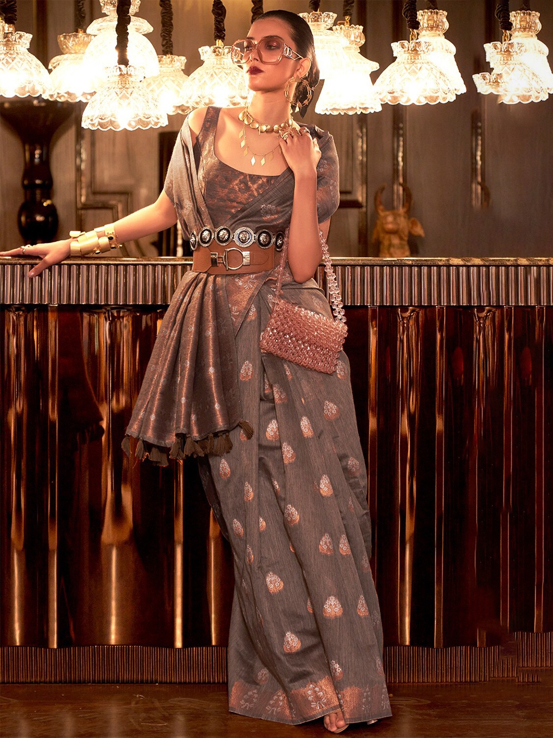 

DEVATITHI Ethnic Motifs Woven Design Zari Saree, Grey