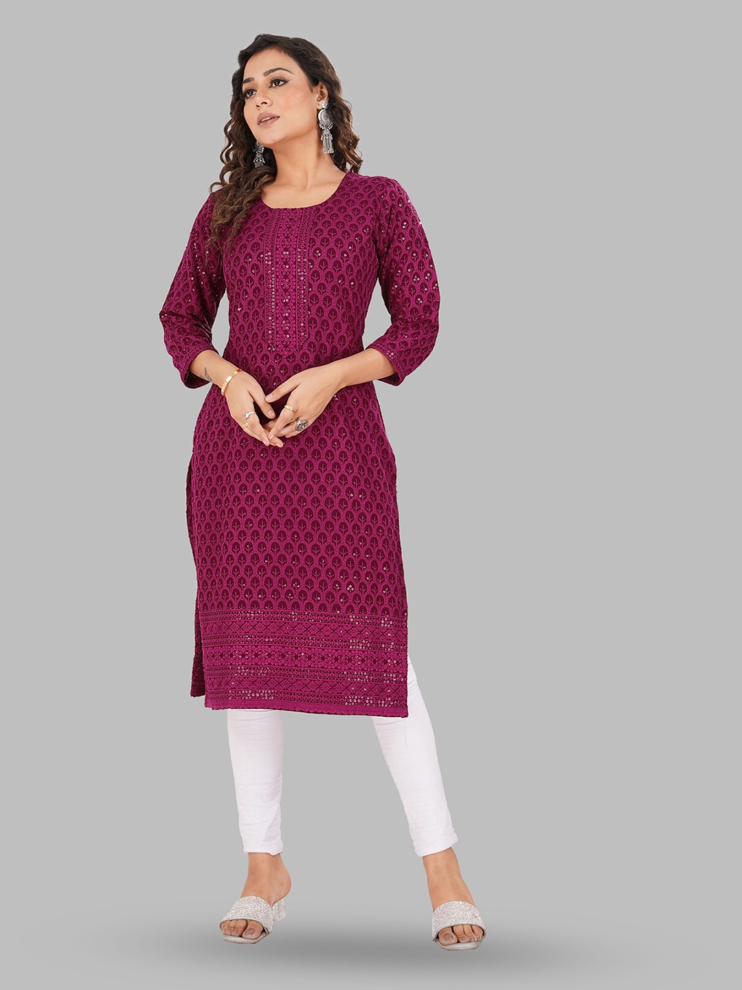 

SHOOLIN Floral Embroidered Chikankari Sequined Pure Cotton Straight Kurta, Maroon