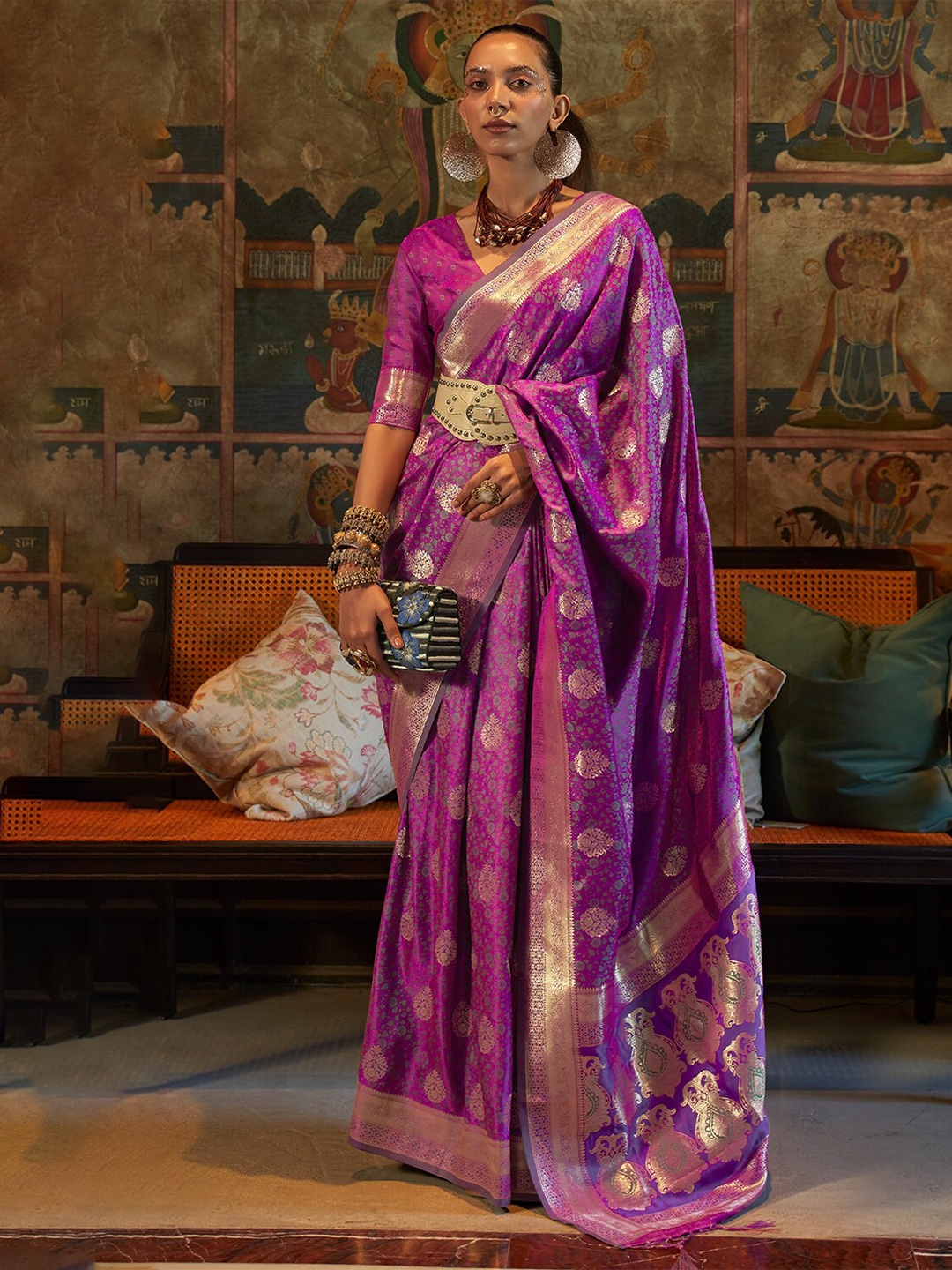 

DEVATITHI Ethnic Woven Design Zari Banarasi Saree, Purple