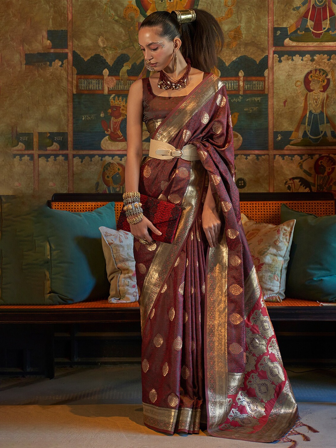 

DEVATITHI Ethnic Motifs Woven Design Zari Banarasi Saree, Brown