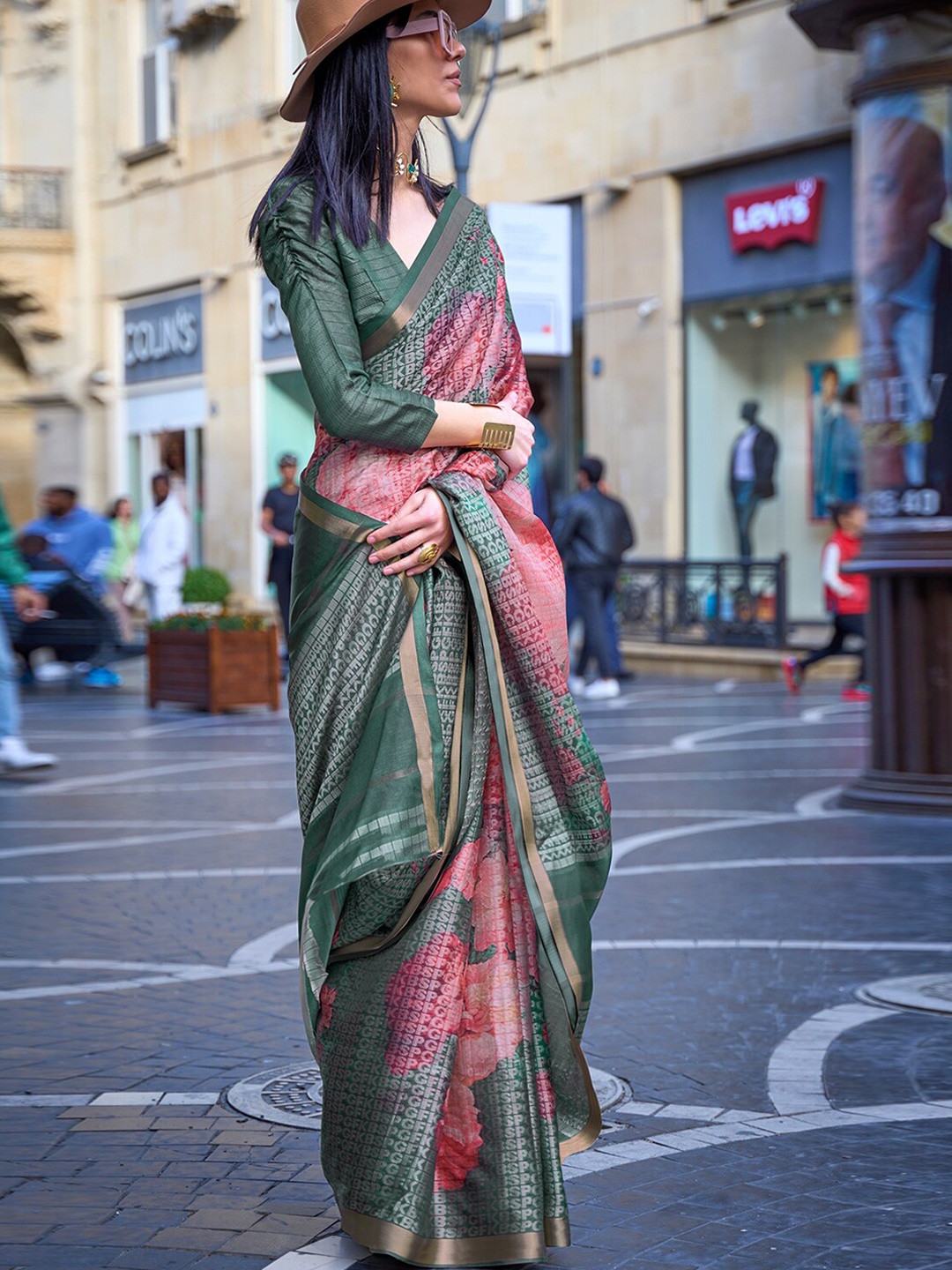 

DEVATITHI Ethnic Printed Saree, Pink
