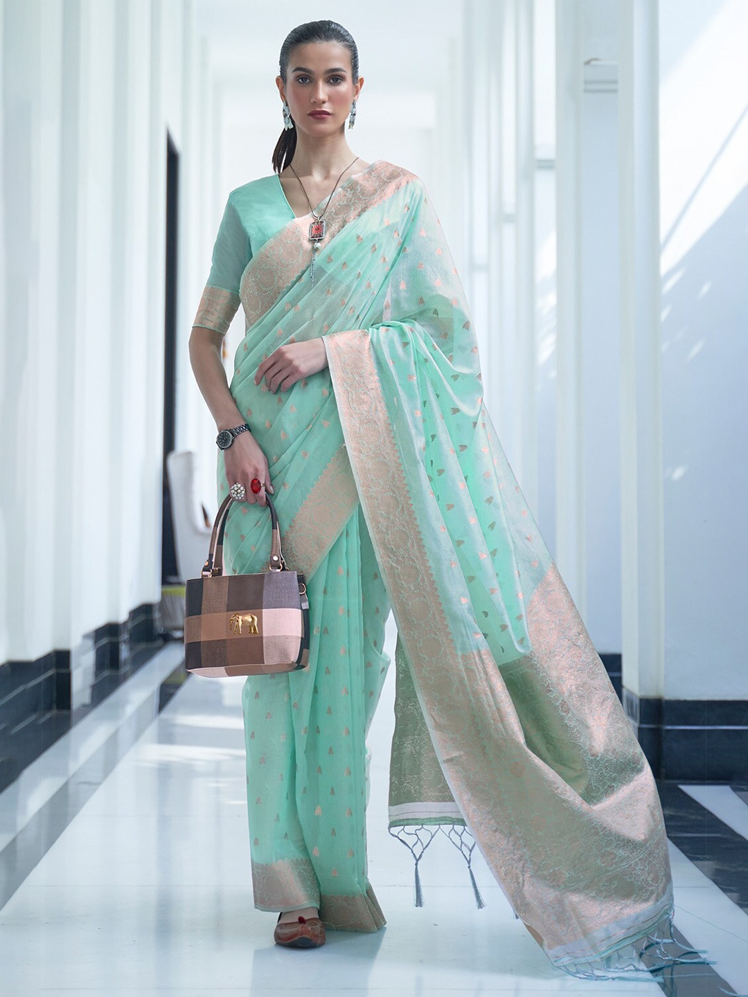 

DEVATITHI Ethnic Woven Design Zari Silk Cotton Saree, Blue