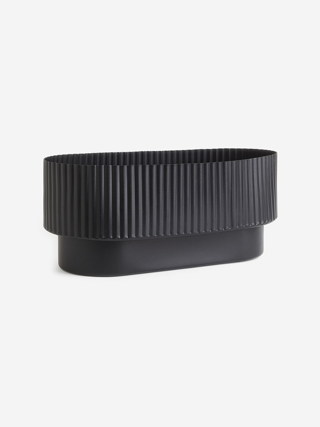 

H&M Black Oval Plant Pot In Metal