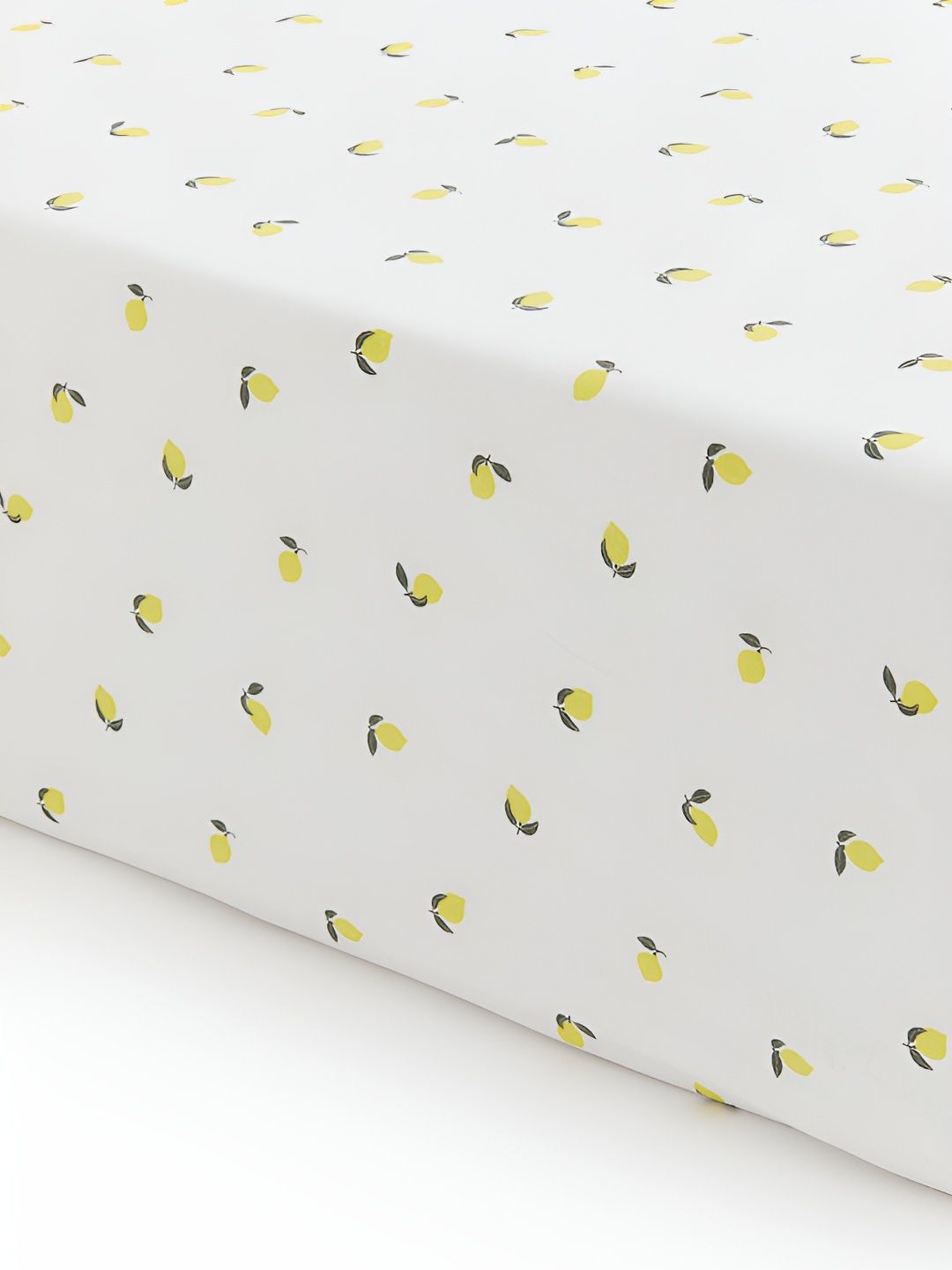 

H&M White & Yellow Patterned Cotton Fitted Sheet