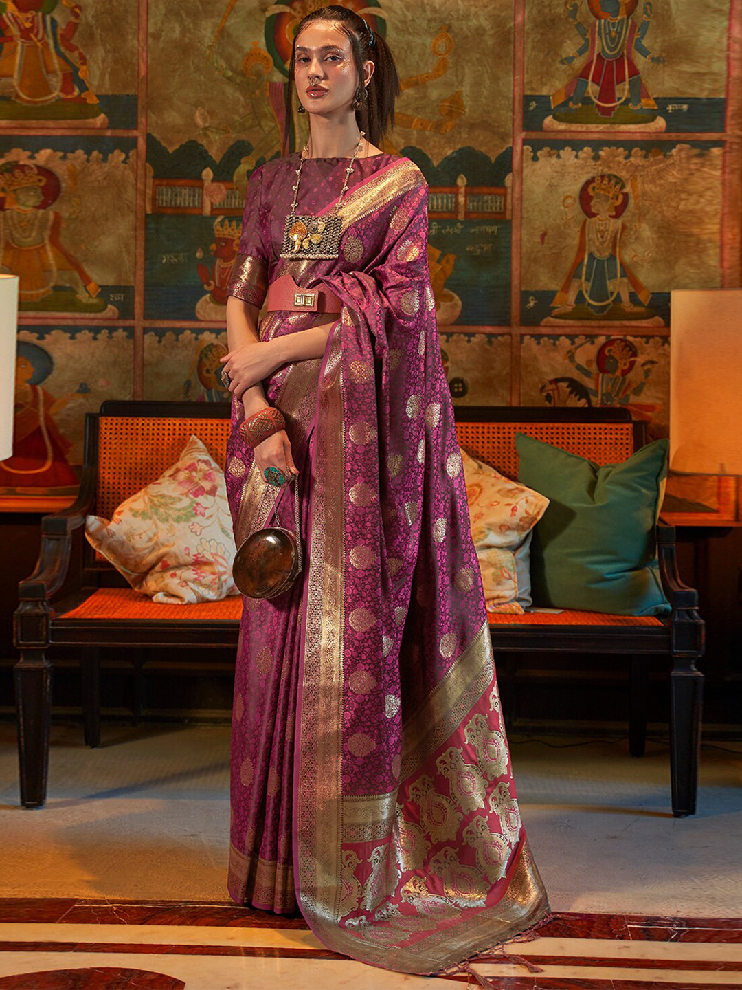

DEVATITHI Ethnic Woven Design Zari Banarasi Saree, Purple