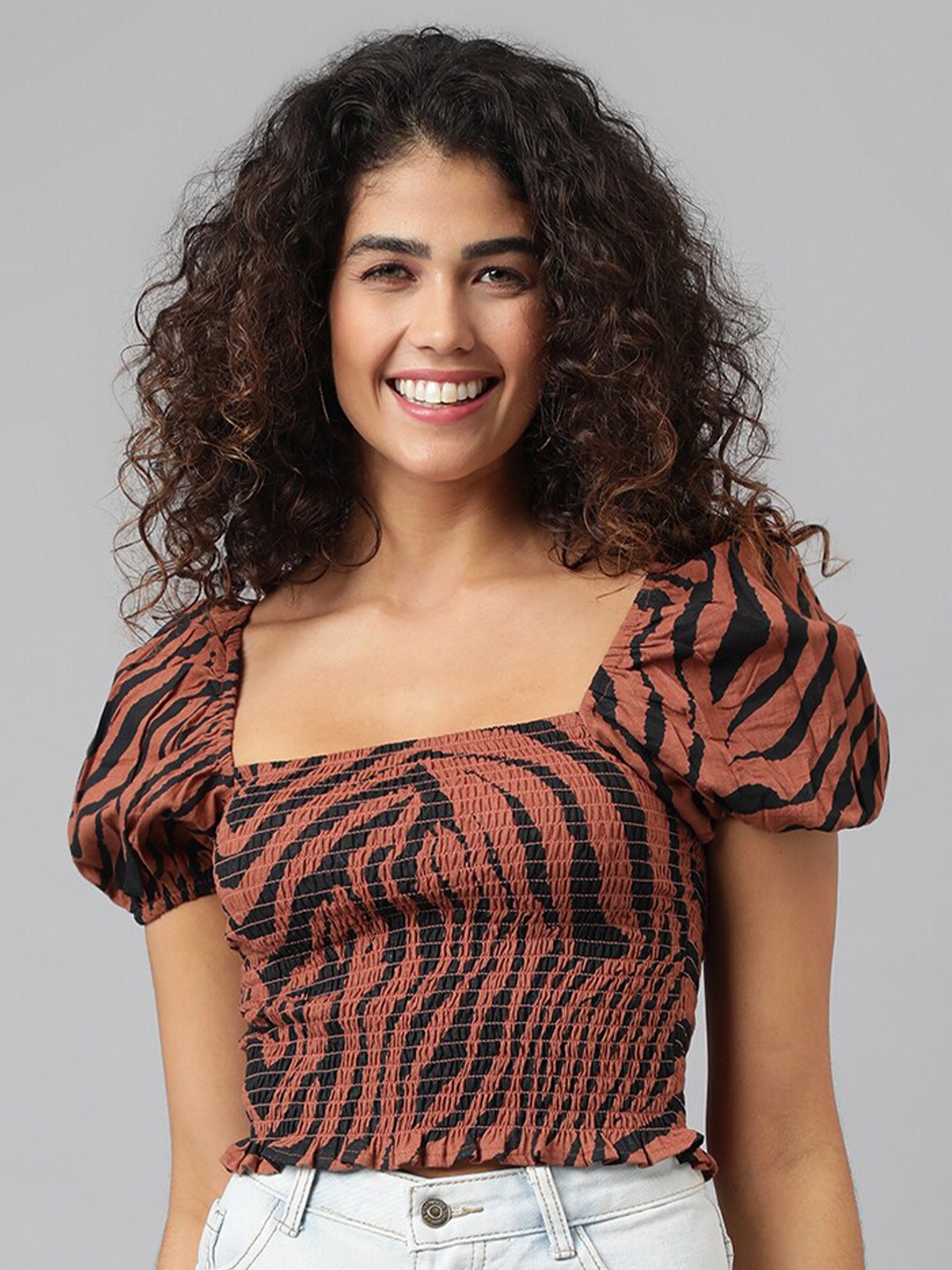 

ANAI Animal Printed Puff Sleeves Smocked Cotton Blouson Top, Black