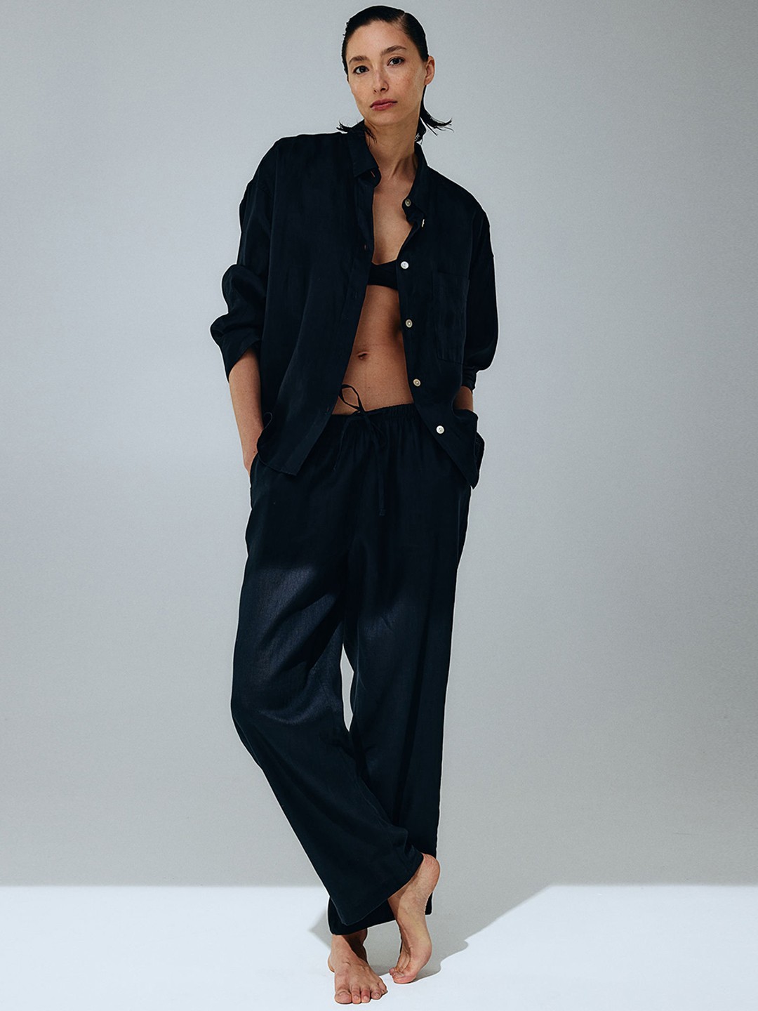 

H&M Women Linen Trousers, Black