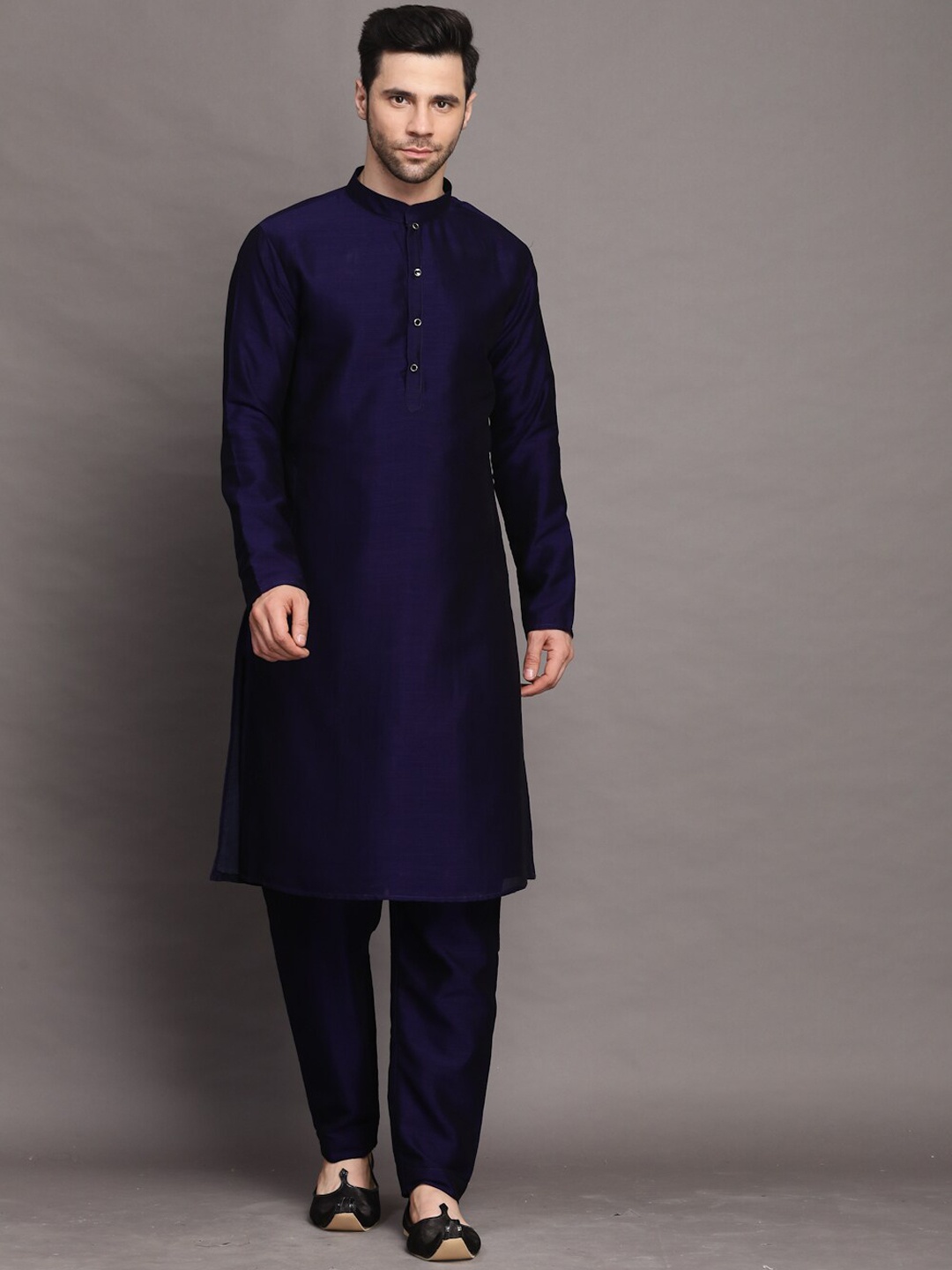 

Utsav Fashion Mandarin Collar Straight Kurta with Trousers, Navy blue