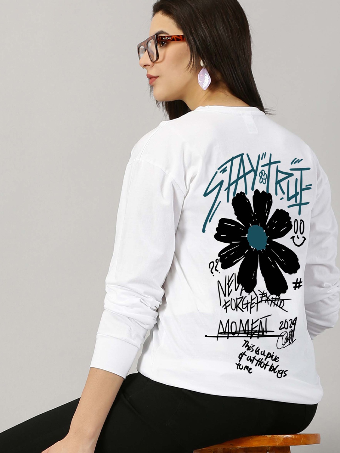 

GESPO Typography Printed Round Neck Pure Cotton T-shirt, White