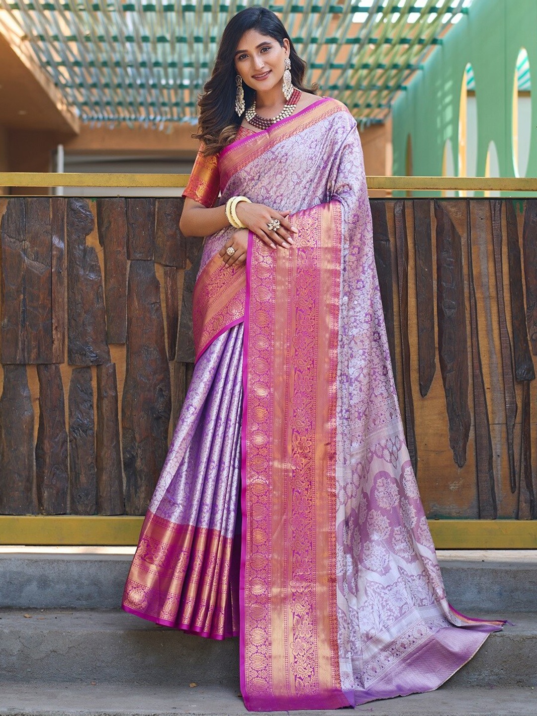 

Anouk Lavender Ethnic Motifs Woven Design Zari Silk Blend Kanjeevaram Saree