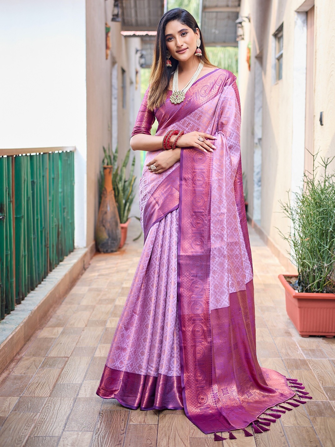 

Anouk Ethnic Motifs Woven Design Zari Kanjeevaram Saree, Lavender