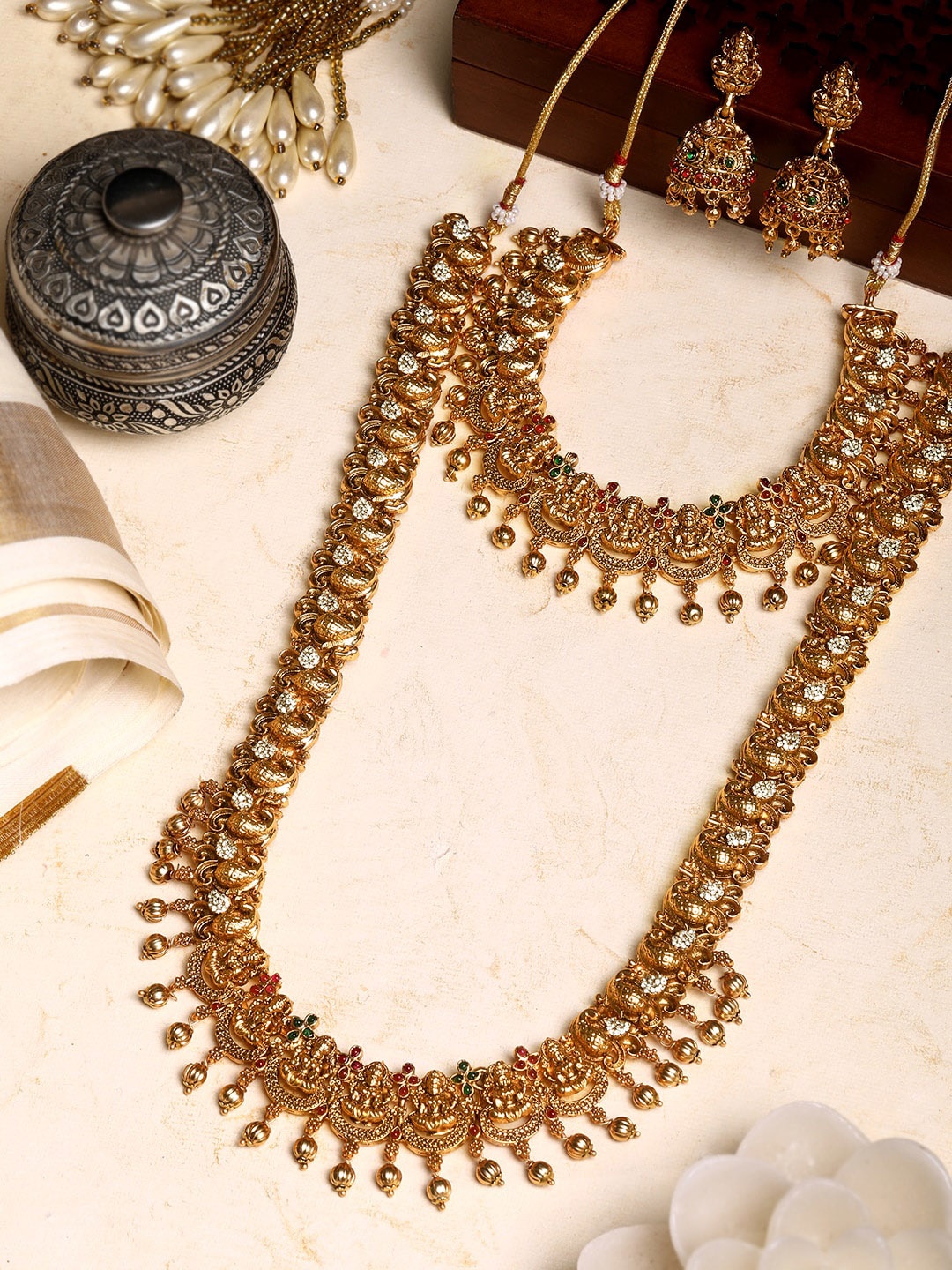 

ASMITTA JEWELLERY Gold-Plated Stone Studded & Beaded Temple Jewelleey Set