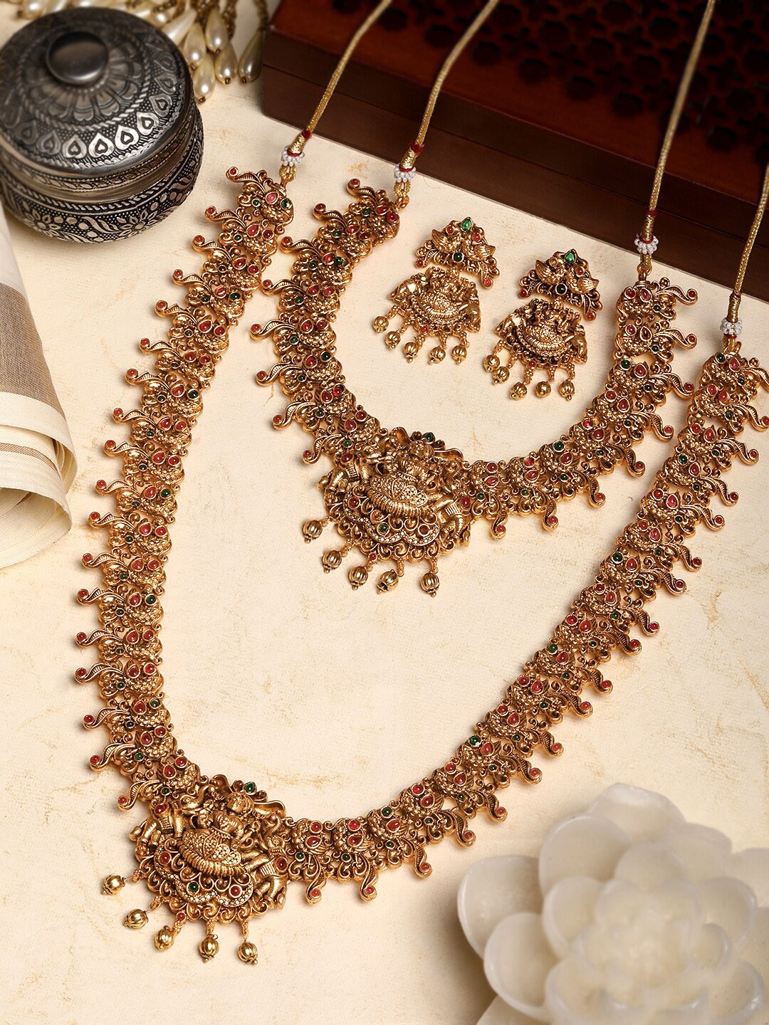 

ASMITTA JEWELLERY Gold-Plated Stone Studded & Beaded Temple Jewellery Set