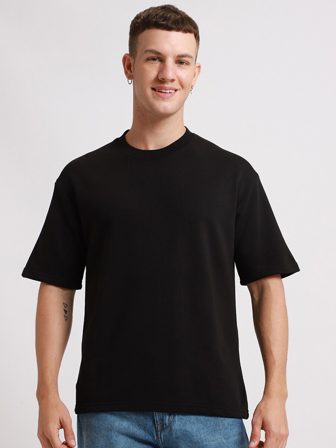 

Banana Club Drop Shoulder Sleeves Cotton Oversized T-shirt, Black