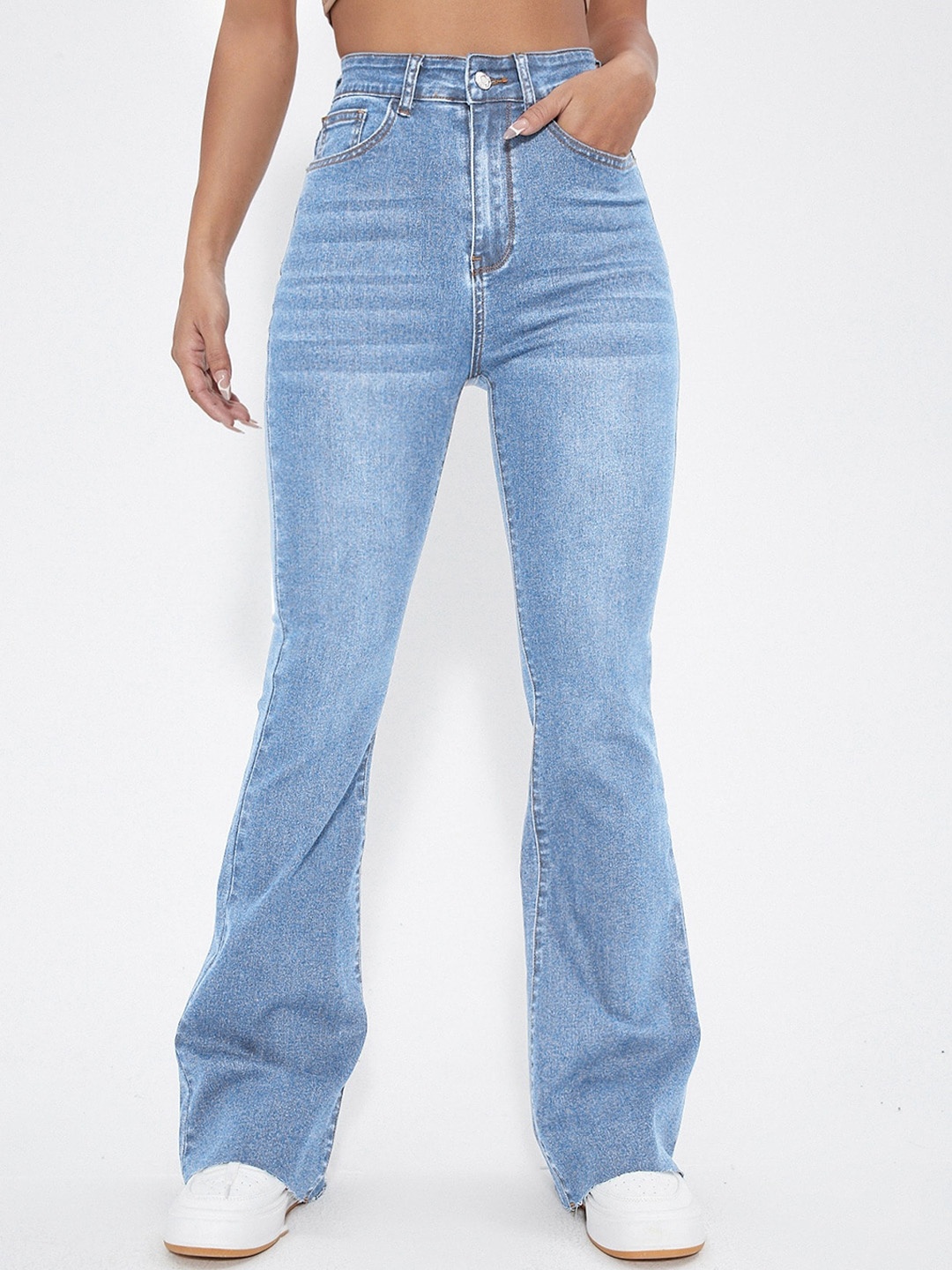 

AAHWAN Women High-Rise Light Fade Clean Look Stretchable Denim Flared Jeans, Blue