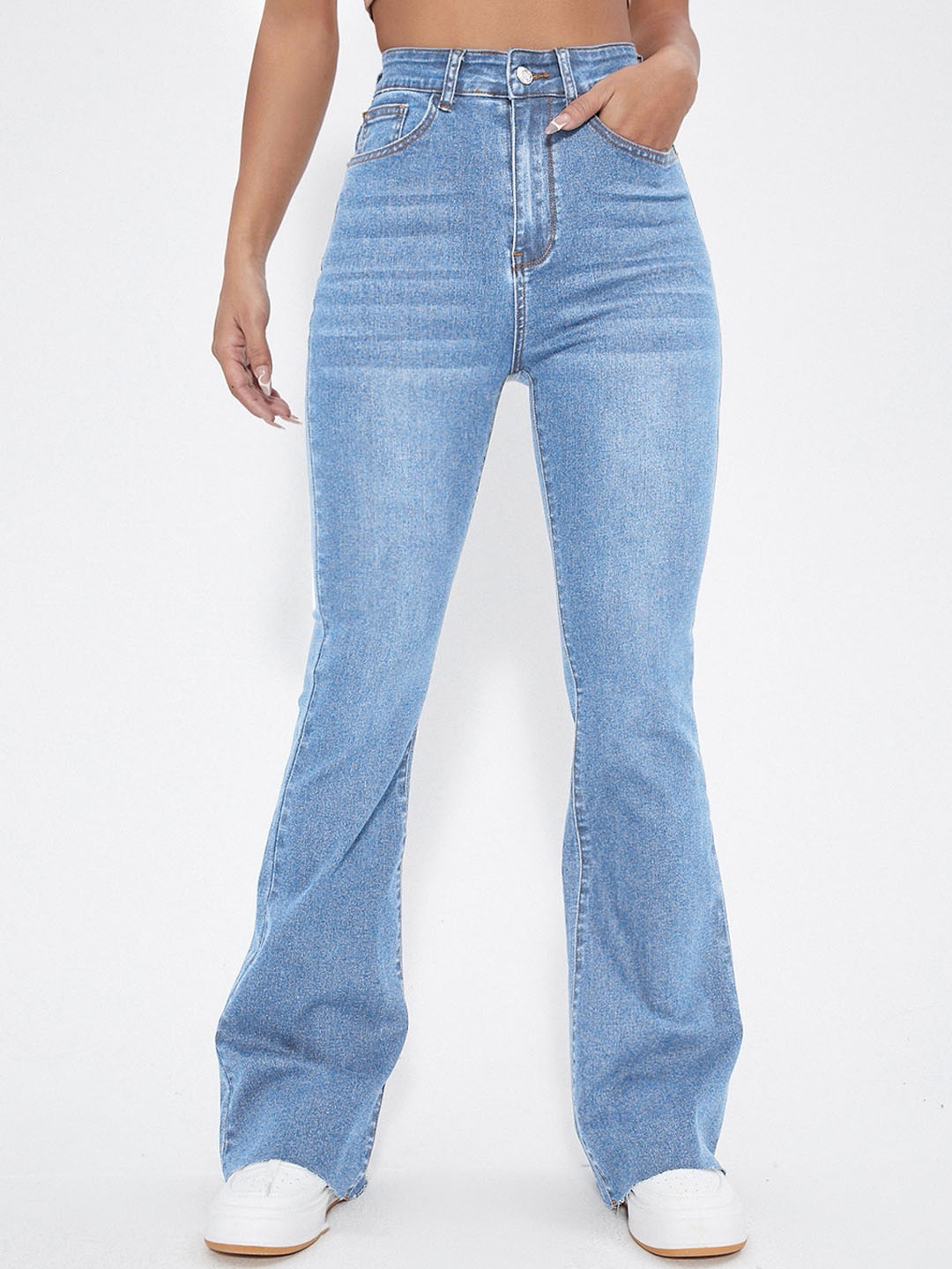 

AAHWAN Women High-Rise Light Fade Clean Look Stretchable Denim Flared Jeans, Blue