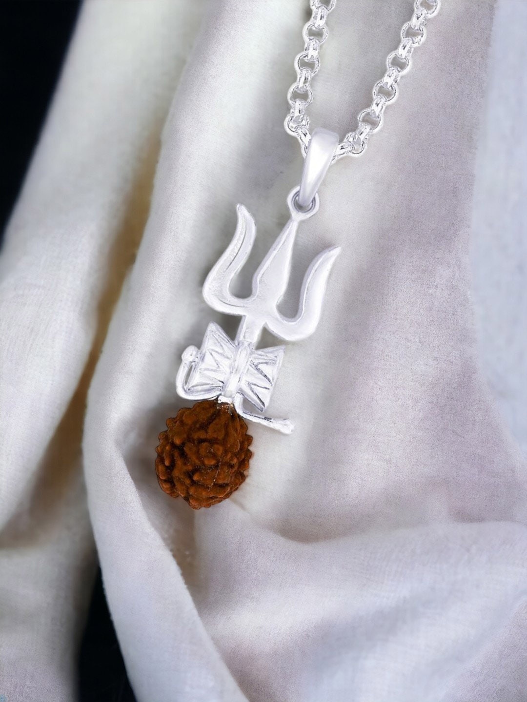 

Taraash 925 Sterling Silver Pendant