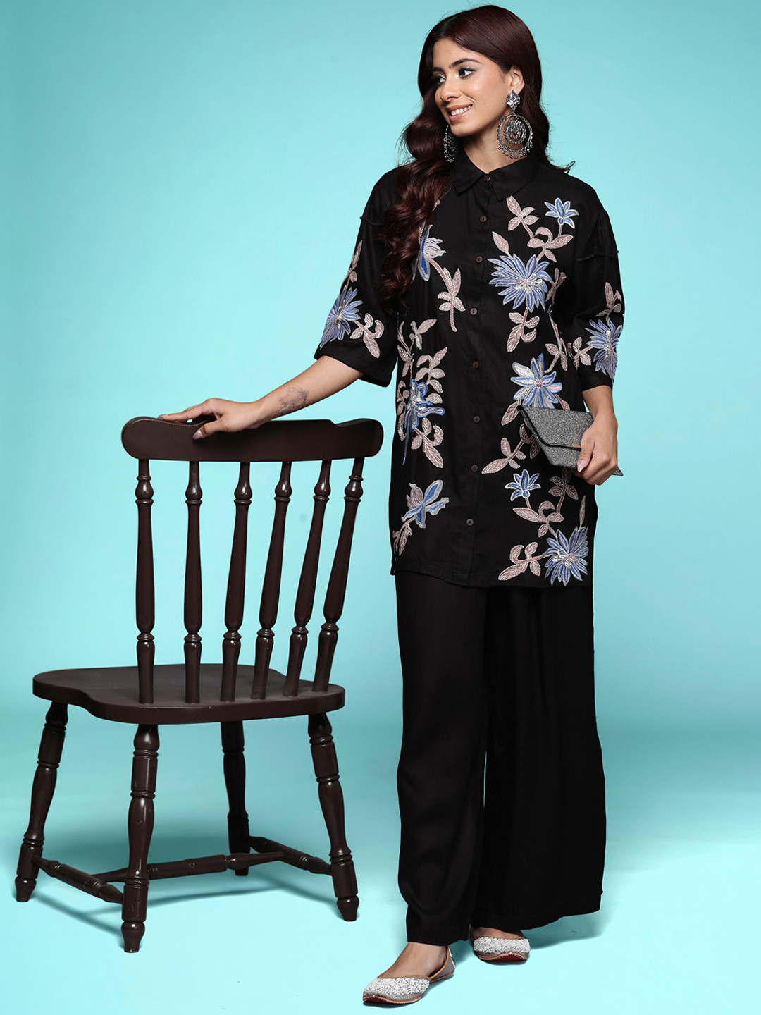 

Runway Dreams Floral Embroidered Straight Thread Work Kurta with Palazzos, Black