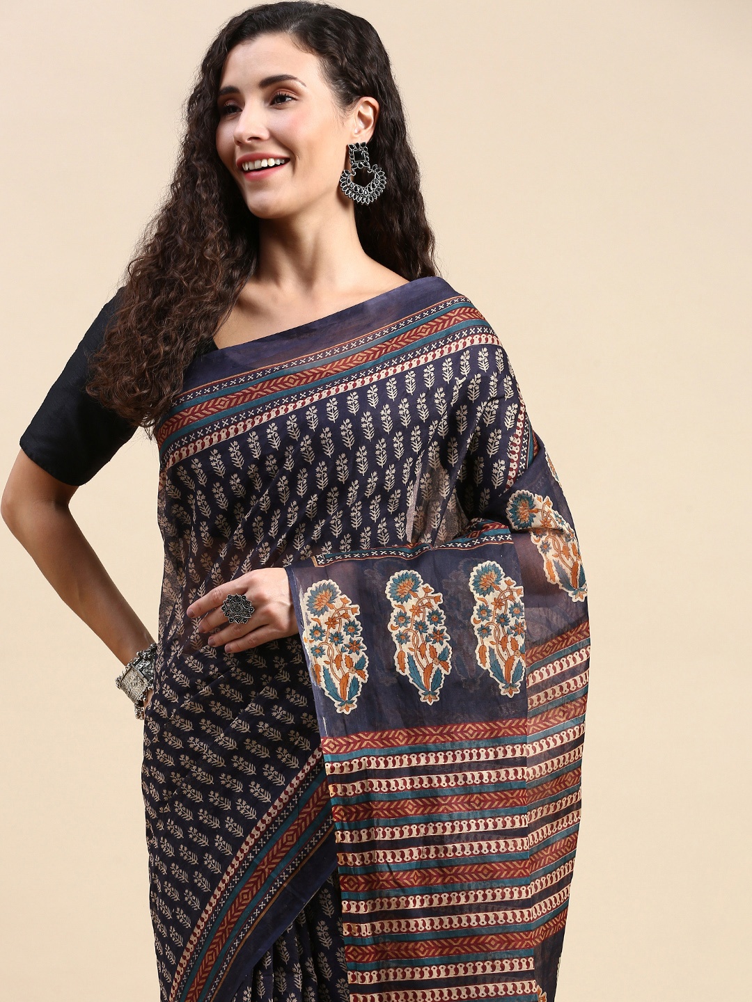 

SHANVIKA Floral Printed Pure Cotton Saree, Navy blue