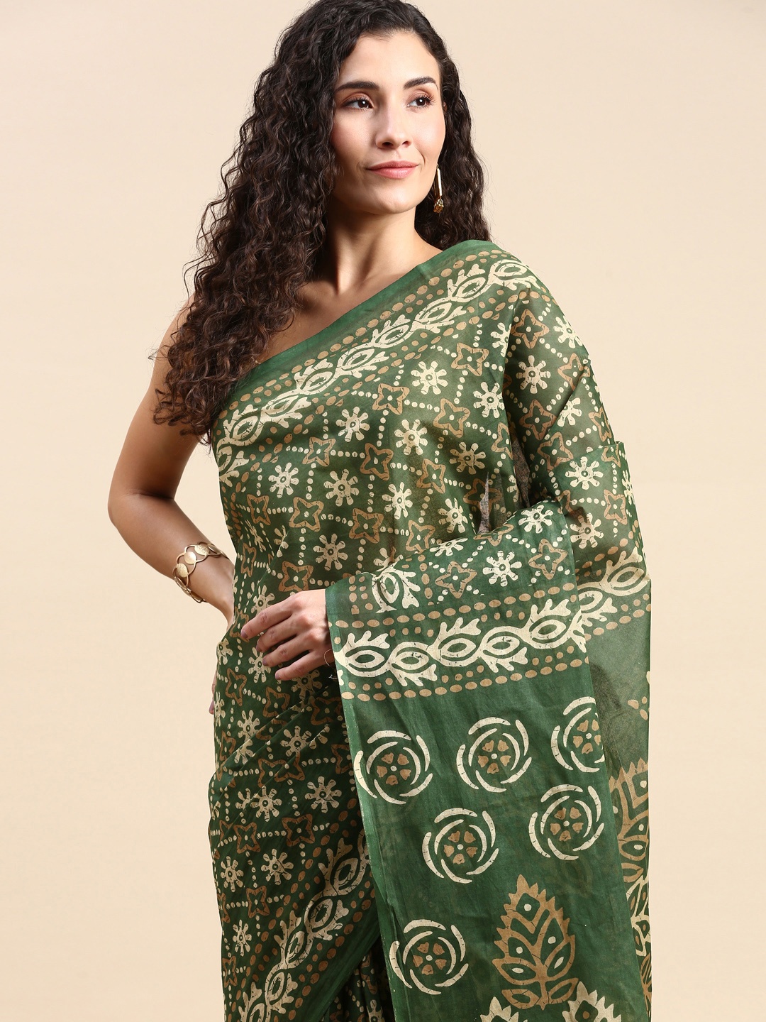 

SHANVIKA Batik Pure Cotton Saree, Green