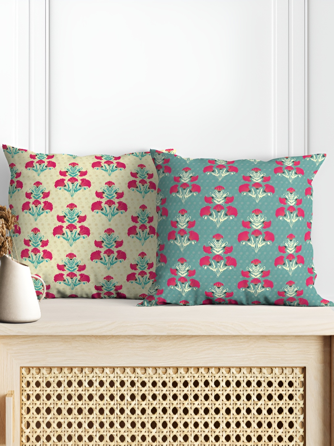 

Astitva Beige & Pink 2 Pcs Floral Square Cushion Covers