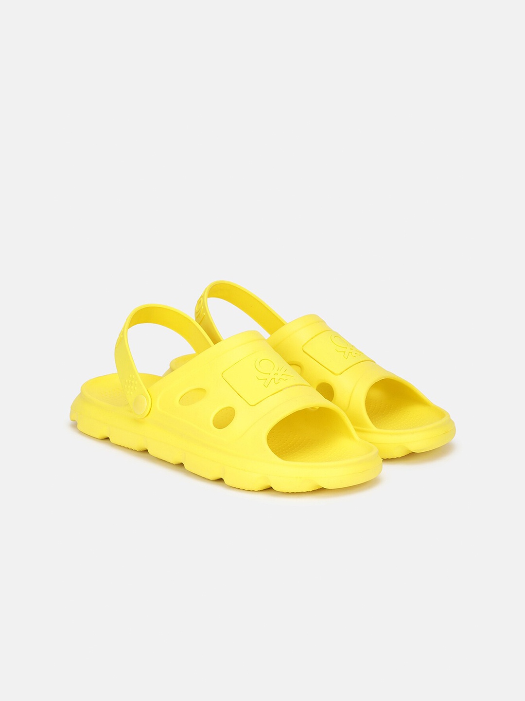 United Colors of Benetton Men Self Design Clogs, Yellow