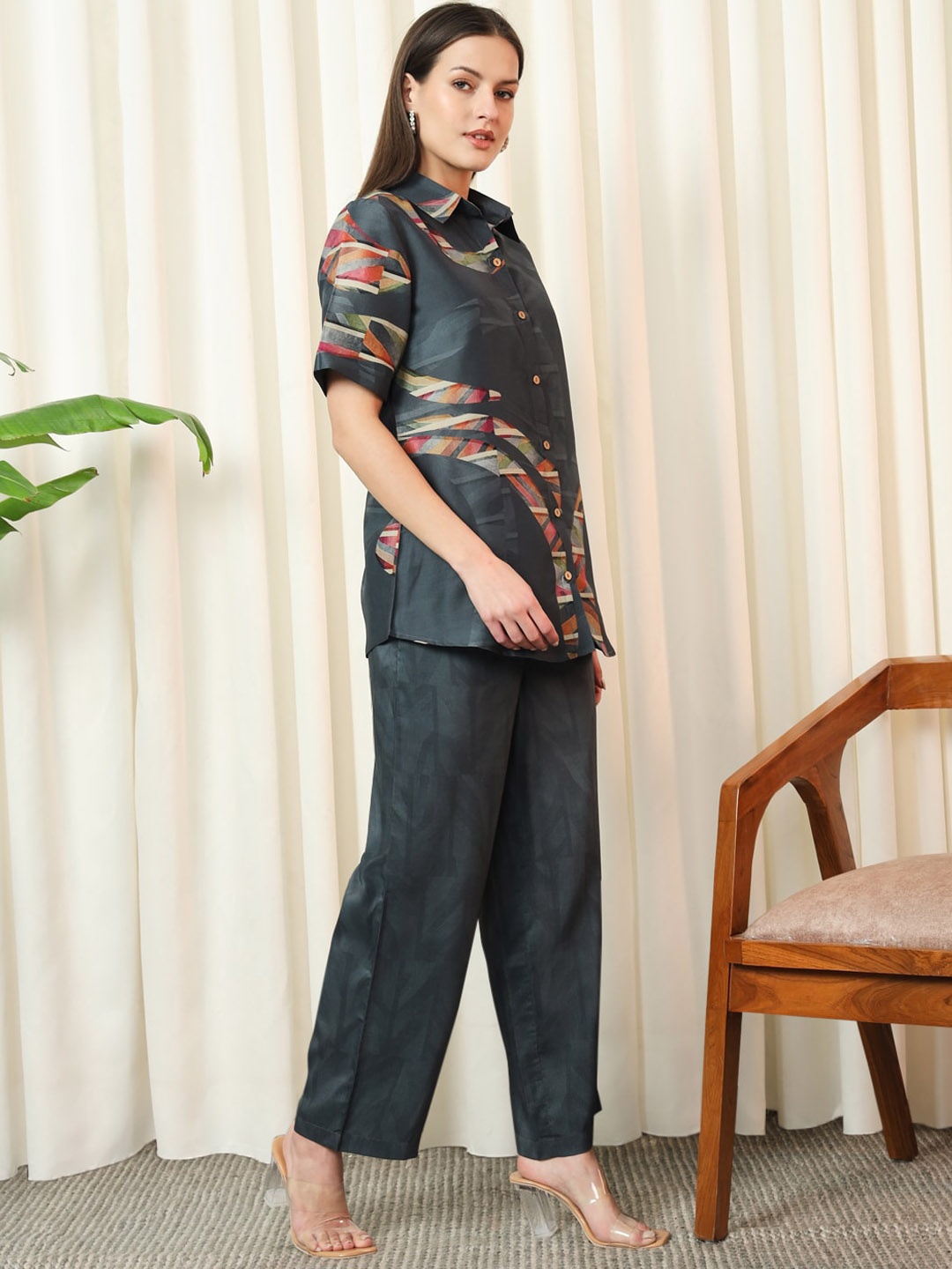 

Stylefables Printed Shirt & Mid-Rise Trouser, Grey